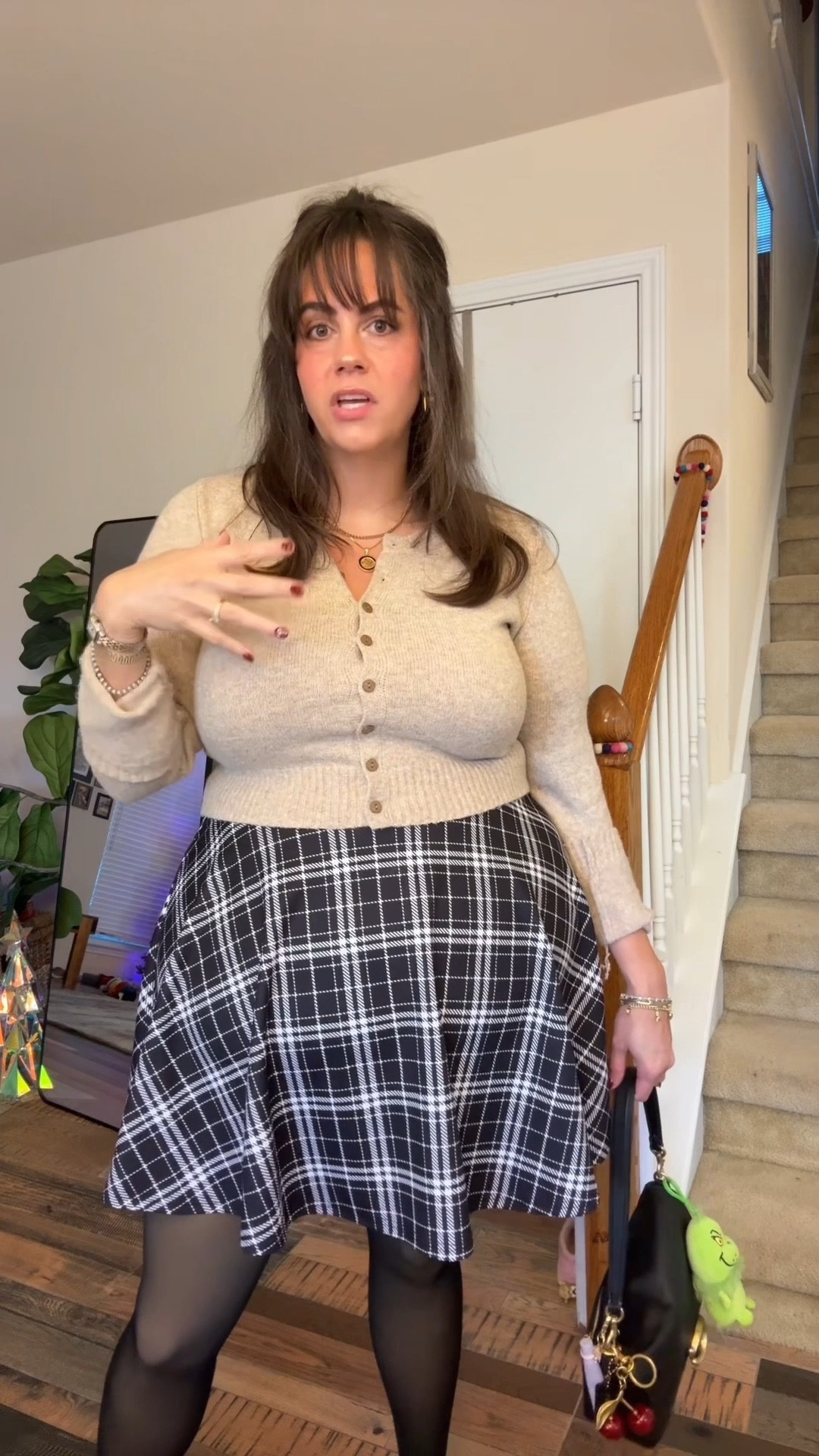 This exact cardigan is Fashion Nova but I can’t tag it here. 

#LTKTall #LTKPlusSize #LTKMidsize