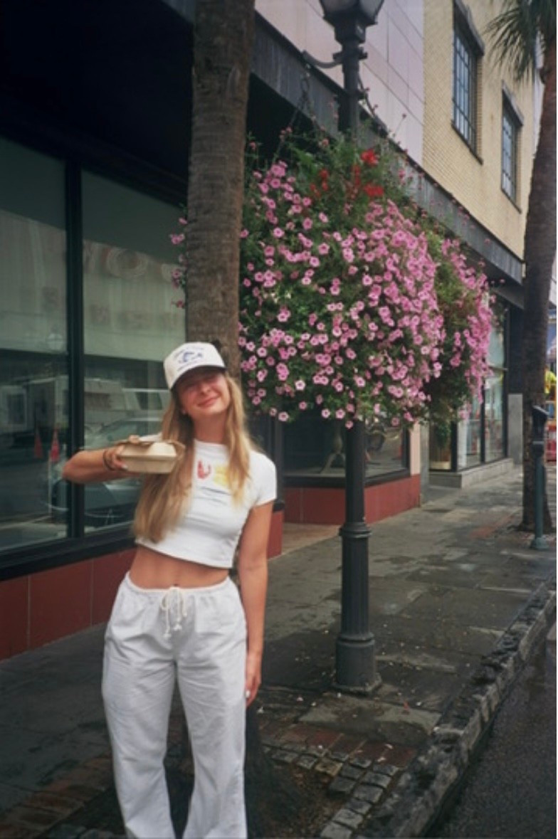 Striped linen pants, they are so casual and cute & make everything look good for summer!