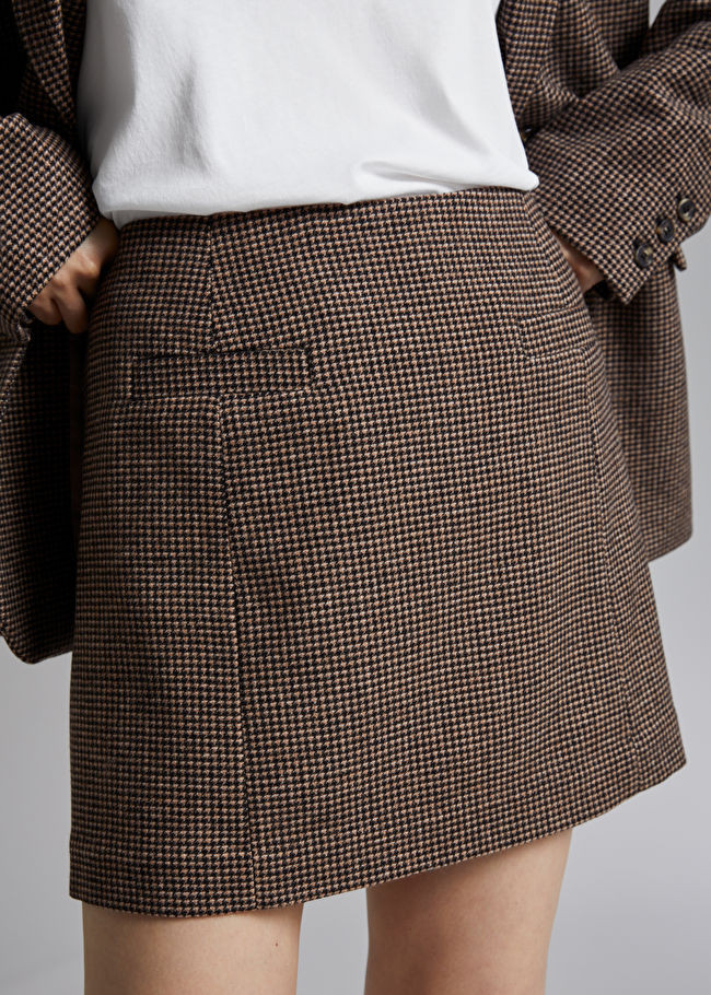 DESIGNED IN PARIS
      A-Line Mini Skirt
      
         
			$119
	

		

      
      
      
  ... | & Other Stories US