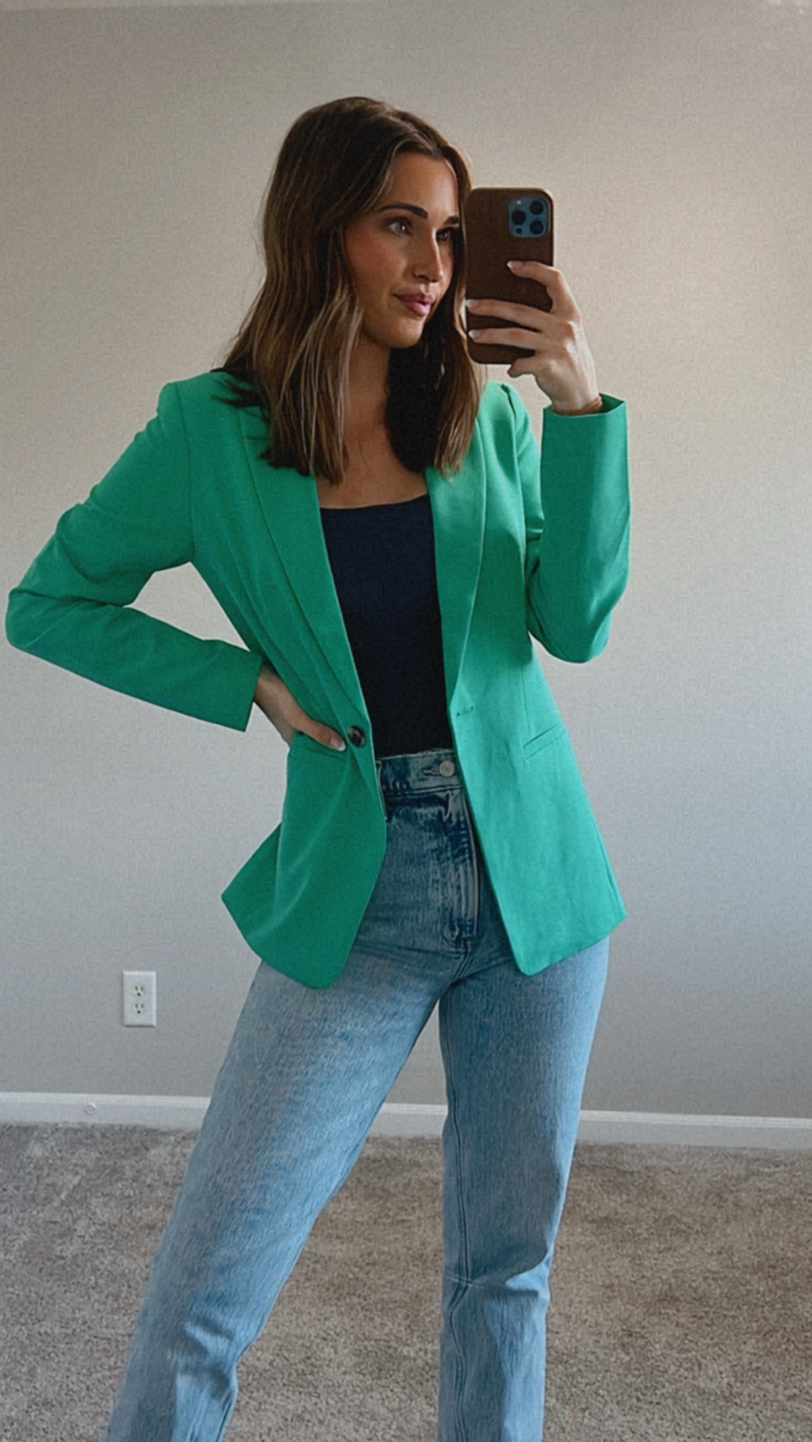 Green blazer currently 40% off from Loft! I’m wearing size 0 for a more fitted look. 

#LTKfindsunder100 #LTKworkwear #LTKsalealert