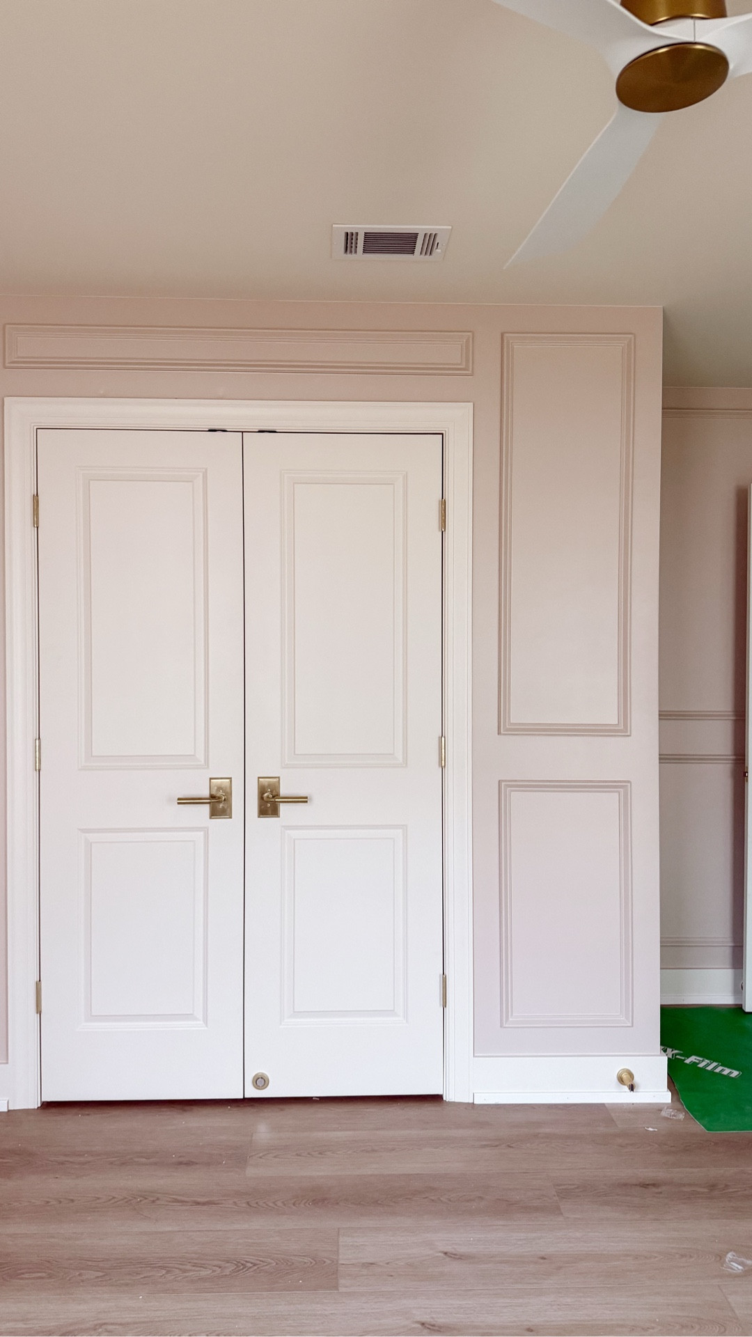 The most beautiful door levers 

MY LEVER: LA CONNER LEVER
MY ROSE:  CHAMFERED 5" ROSE

