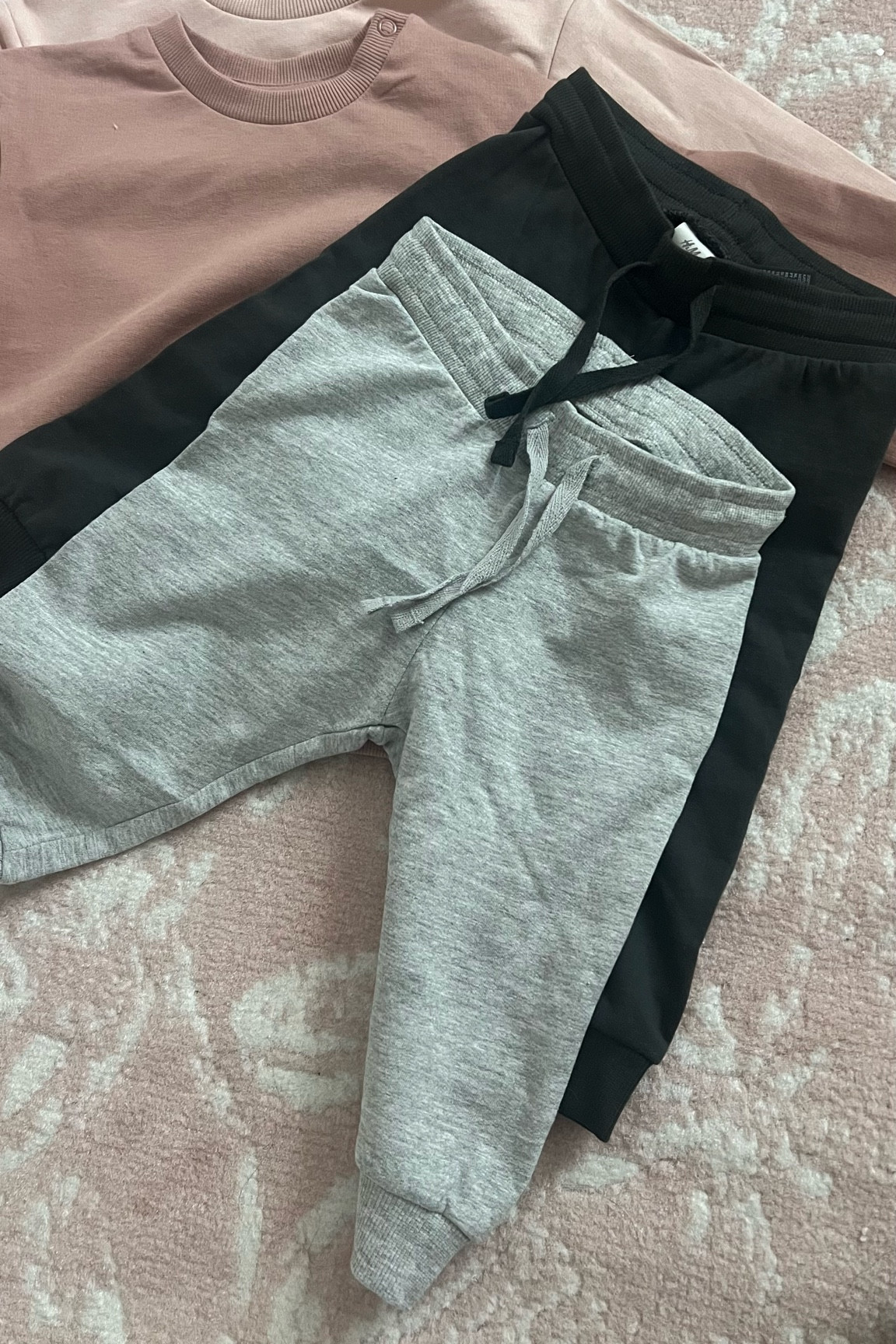 H&M baby joggers 🫶🏼

#LTKBump #LTKBaby #LTKSeasonal