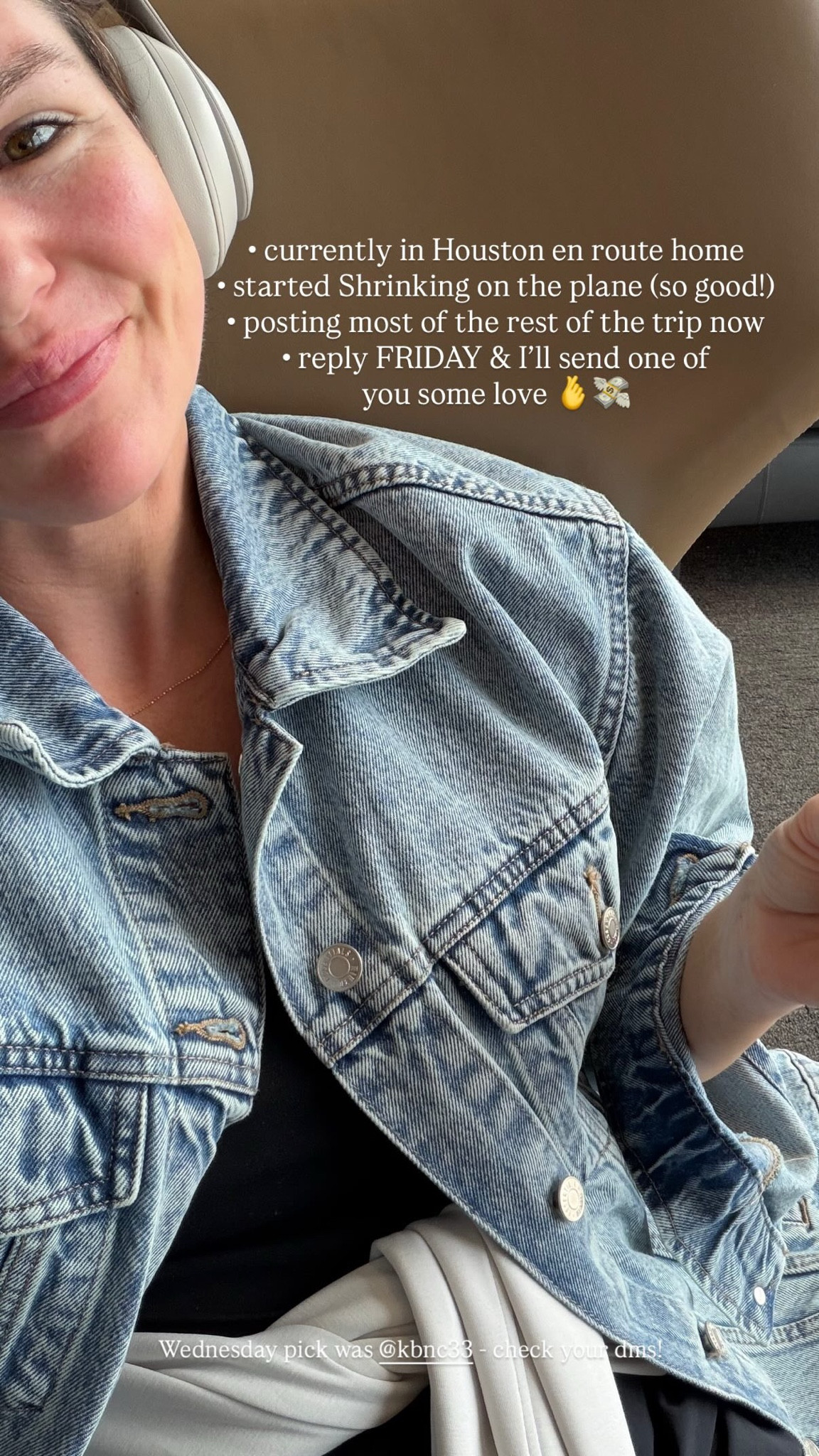 this denim jacket is SO good - i even love it for travel 

#LTKTravel #LTKdayinmylife #LTKootd