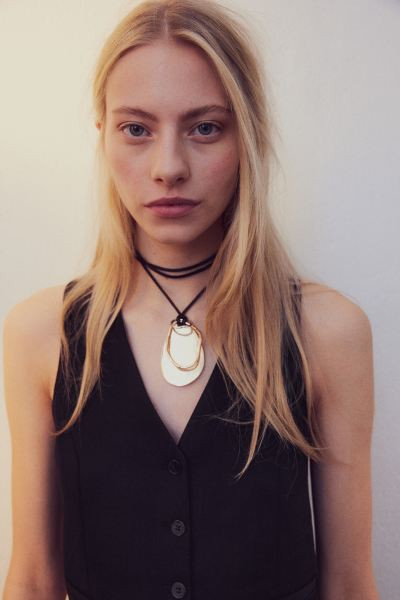 Suit Vest - V-neck - Short - Black - Ladies | H&M US | H&M (US + CA)