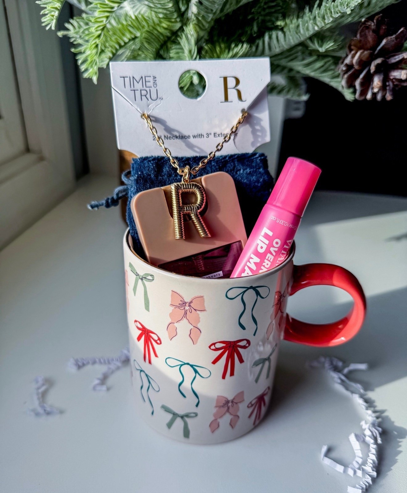 Under $25 gift idea perfect for a girlfriend, teacher, coworker…

#LTKGiftGuide #LTKSeasonal #LTKHoliday