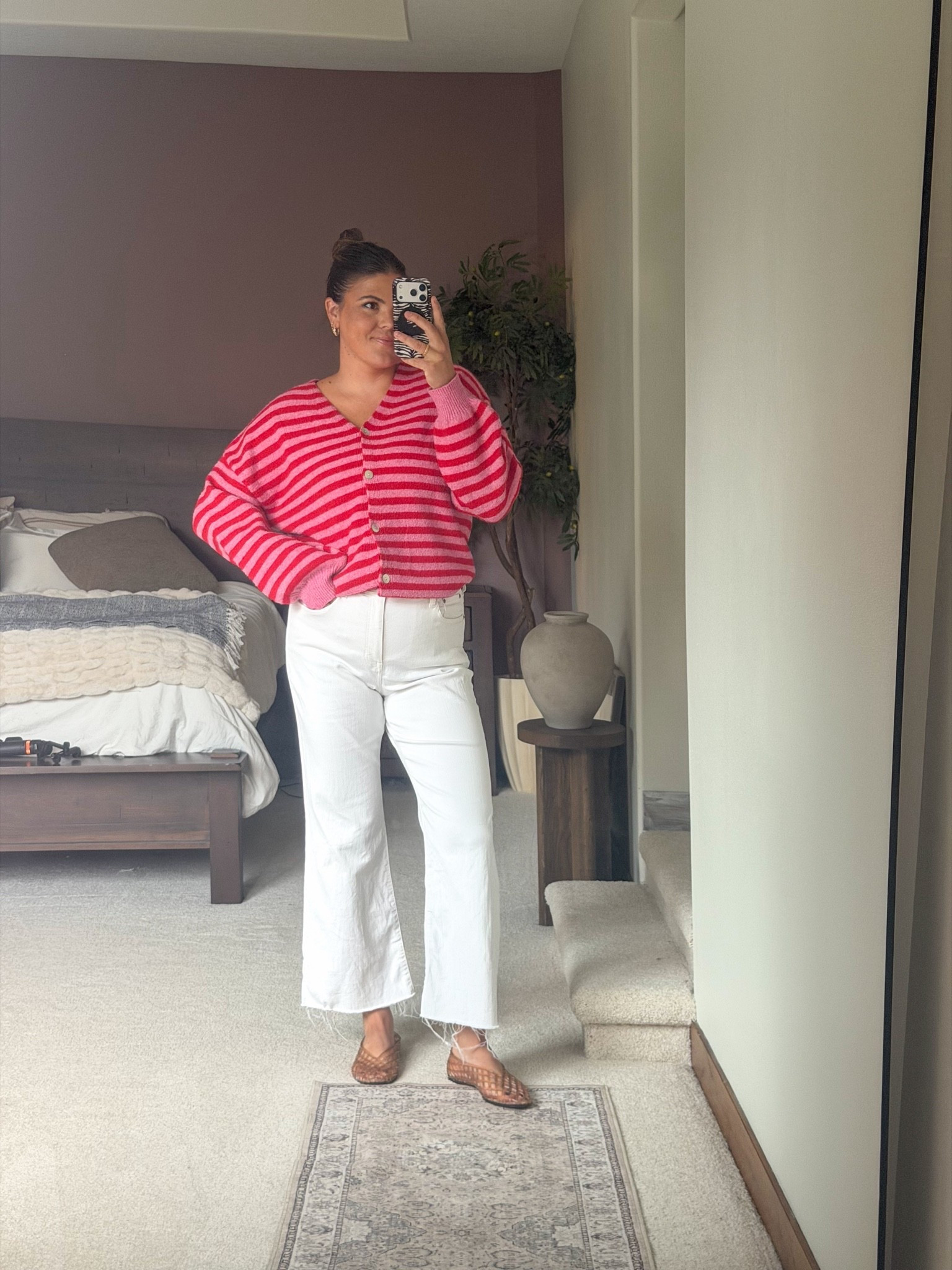 Summer outfit / teacher outfit / work outfit / business casual outfit 
White denim from @jcrew size 32
Colorful sweater from Amazon size XL
Jelly shoes from Amazon

Midsize, size 12, size 14, mom style, curvy outfit, thick tummy approved ￼