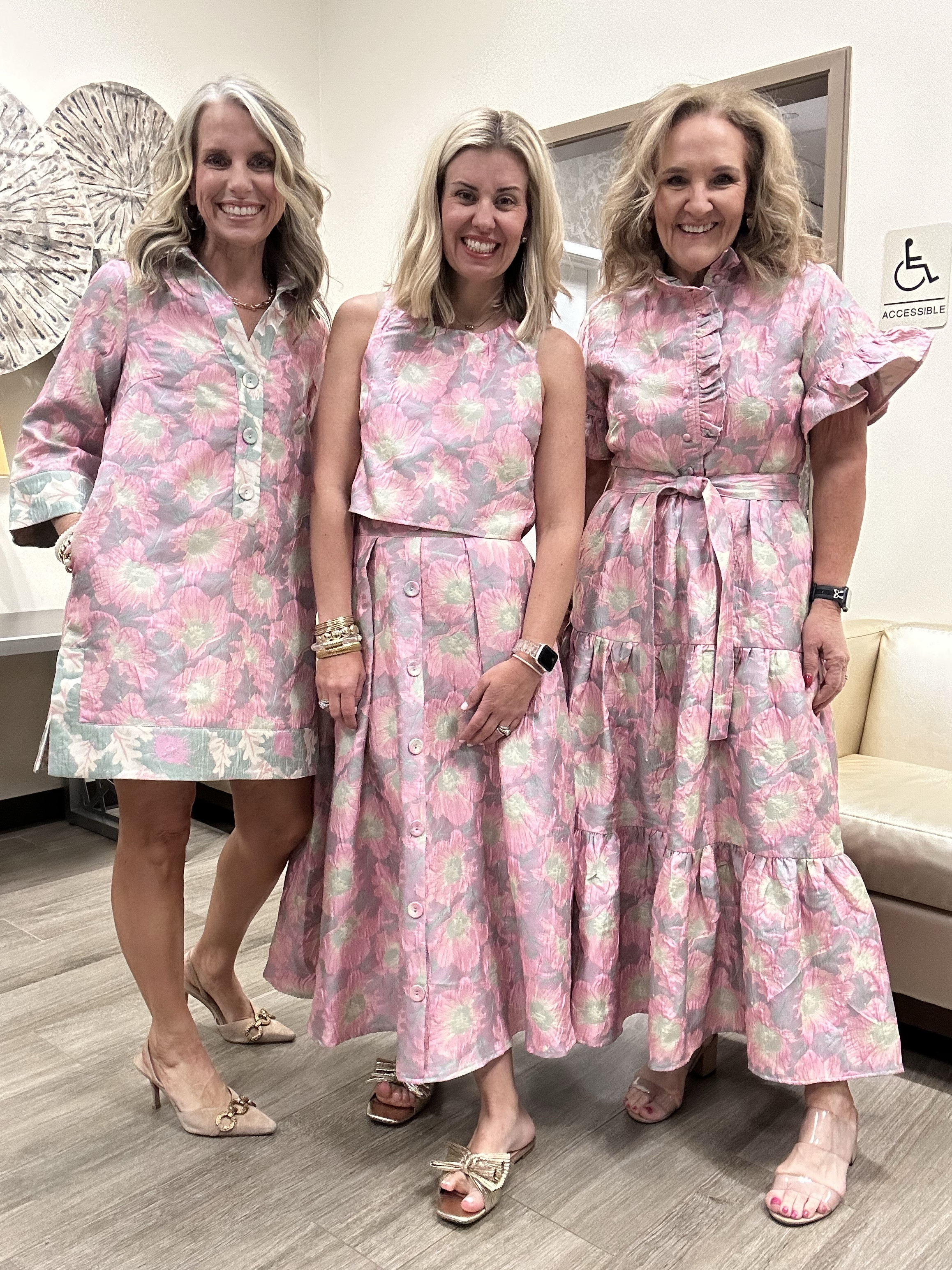 Oh my goodness these Abbey Glass pieces are gorgeous!!!! True to size. I’m wearing a medium. 


Wedding guest dress Easter dress vacation dress pink dresses pink floral 

#LTKParties #LTKWedding #LTKOver40