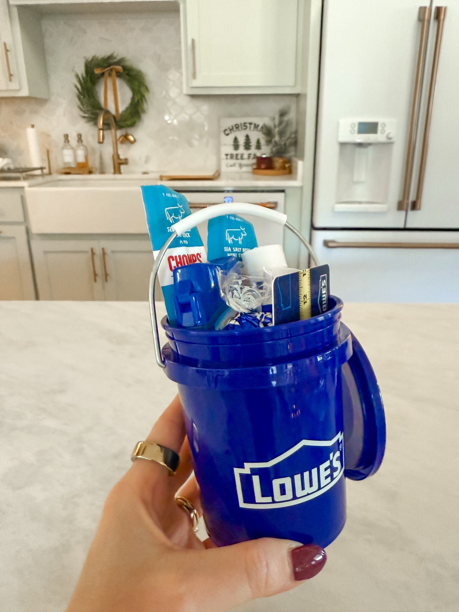 Gift ideas for him / men’s gift idea 




Blue collar man gift 
Mini Lowe’s buckets 
Husband gift 
Coworker gift 
Gift basket 
Christmas gift idea 
Christmas gifts for him 

#LTKGiftGuide #LTKHoliday #LTKMens