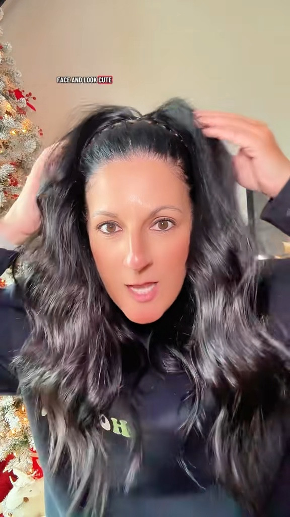 A zigzag headband from Kitsch that actually holds my hair with no pain!

Hair hack

#LTKmorningroutine #LTKOver40 #LTKBeauty