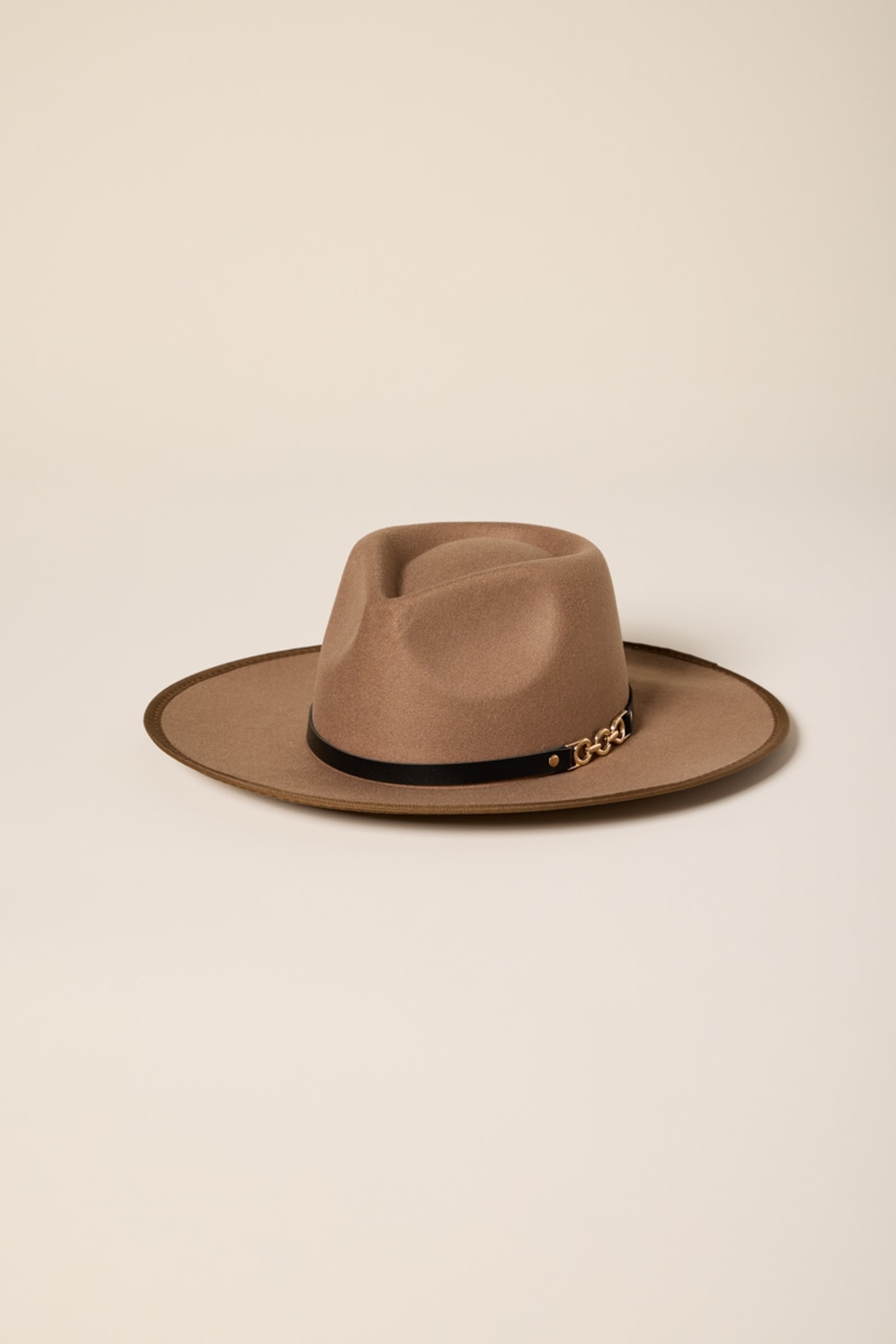 Becky Horsebit Link Panama Hat | Francesca's