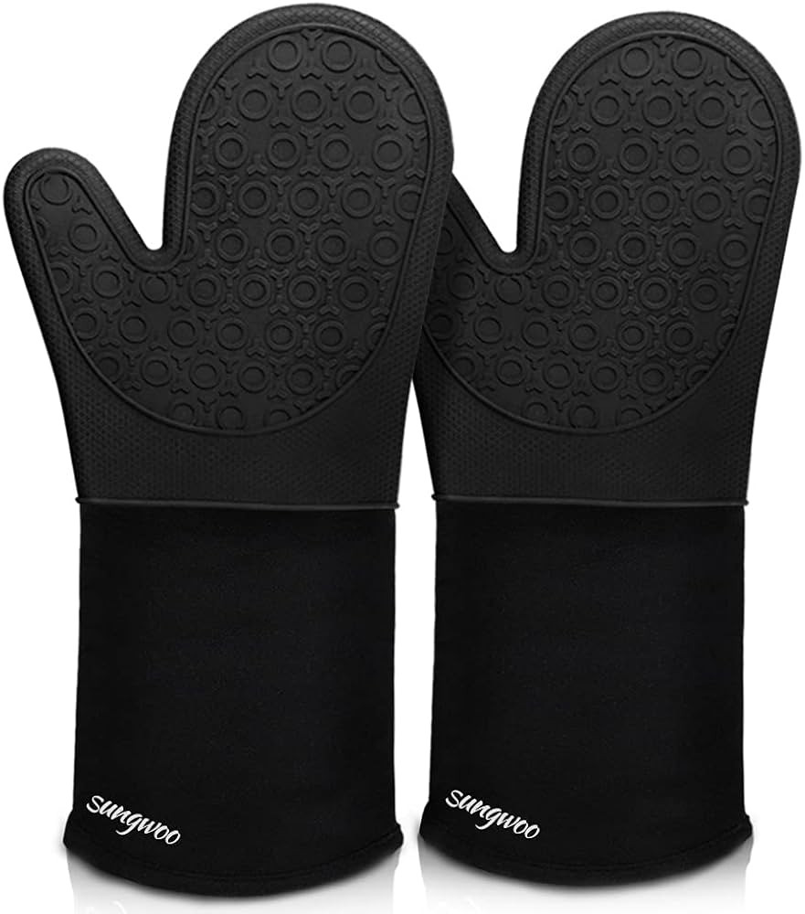 sungwoo Extra Long Silicone Oven Mitts, Heat Resistant Oven Gloves with Quilted Liner Non-Slip Te... | Amazon (US)