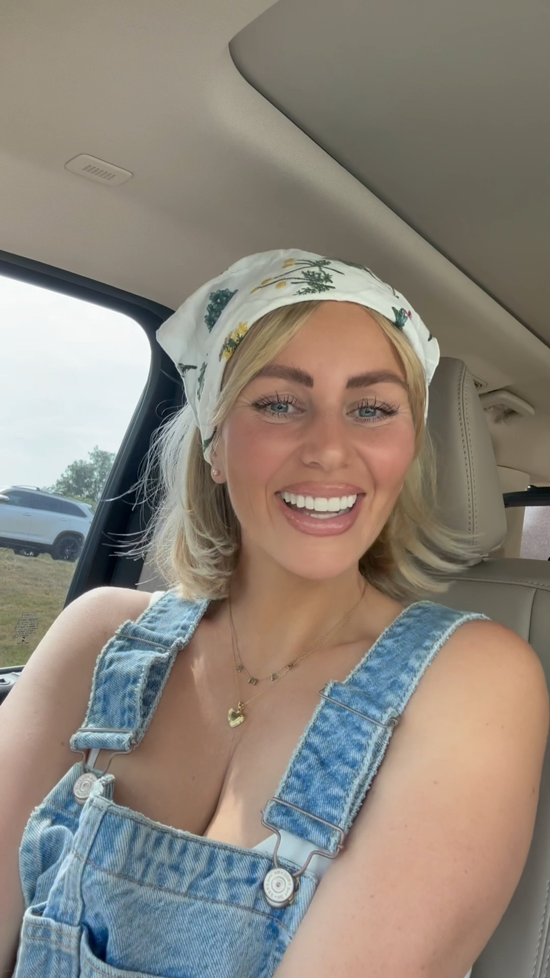 Best neutral lippie combo! 

RHODE PEPTIDE LIP SHAPE IN SHADE BALANCE
RHODE PEPTIDE LIP TINT IN SHADE RIBBON



#LTKSaleAlert #LTKBeauty #LTKGiftGuide