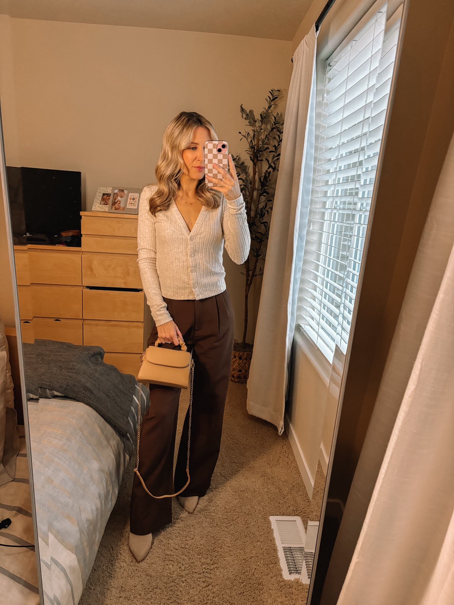 Sloane pant from Abercrombie won for most loved product by shoppers! I can agree!! I’m wearing size 25 regularr

#LTKstyletip #LTKworkwear #LTKMostLoved