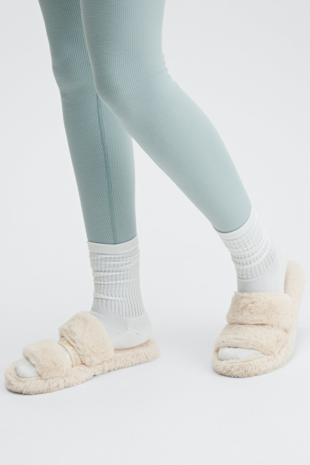 Snug Strap Slipper | Fabletics - North America