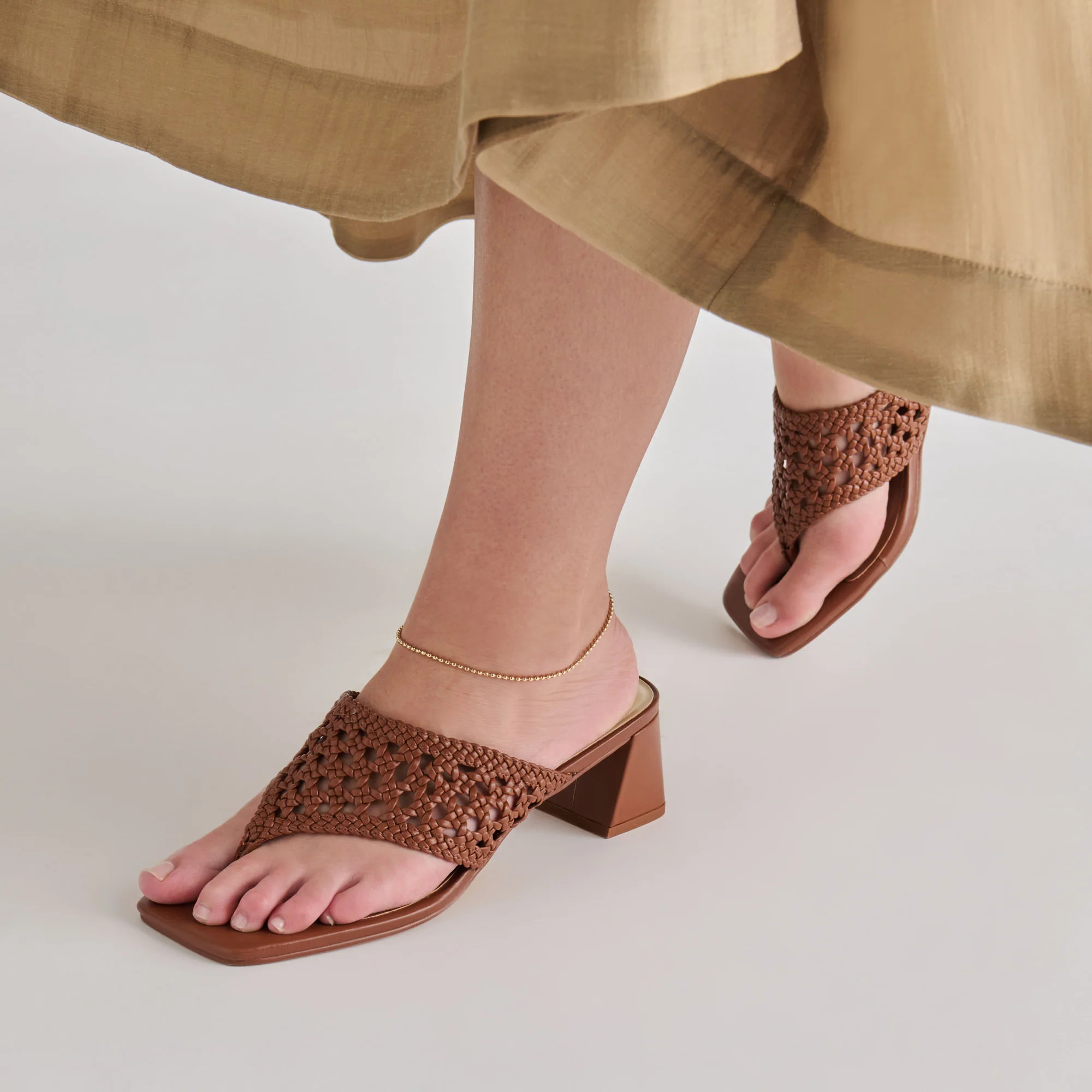 Barlo Heels Cognac Woven Stella | DolceVita.com