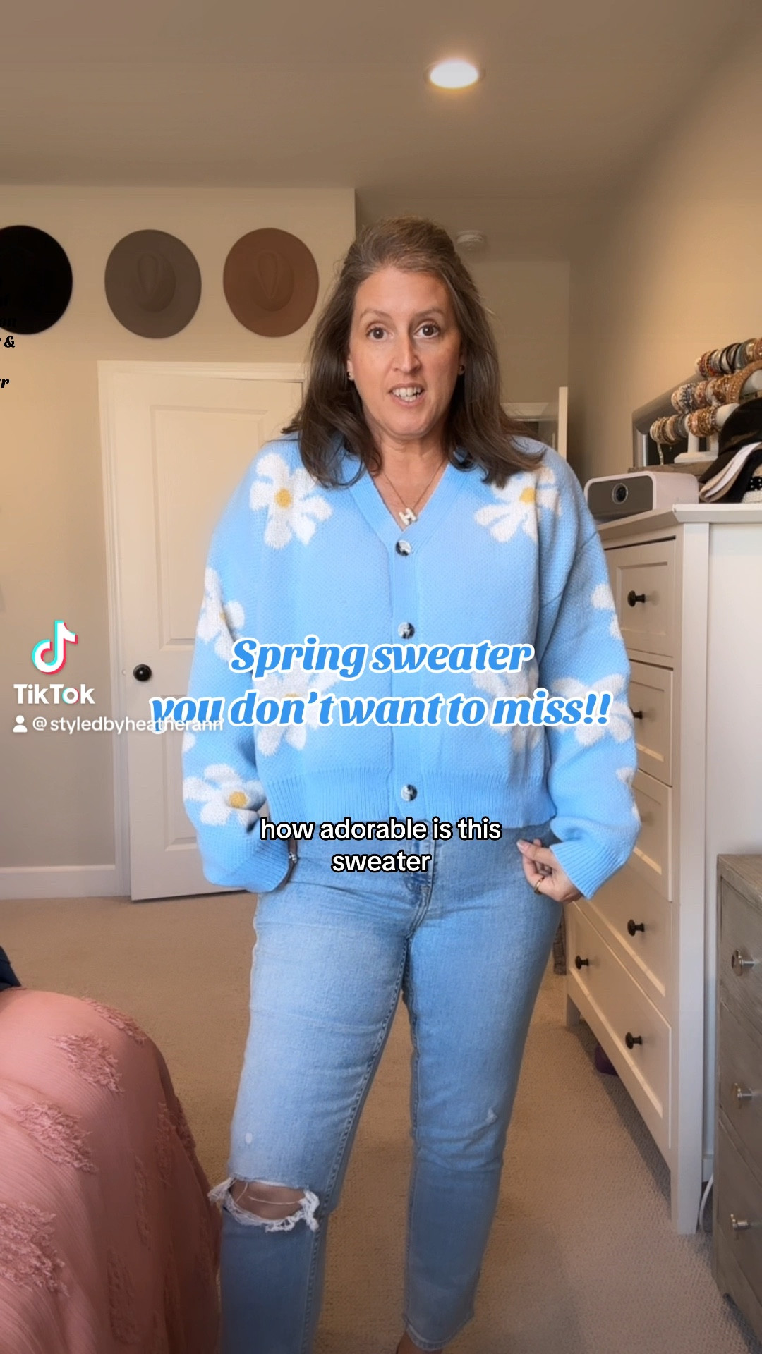 Love this sweater for spring 🌸✨💕





Women's Floral Print Drop Shoulder Button Front Cardigan, Casual Long Sleeve V Neck Button Up Knitwear for Spring & Fall, Women's Knit Clothing for Daily Wear

#LTKmidsize #LTKover40 #LTKSeasonal