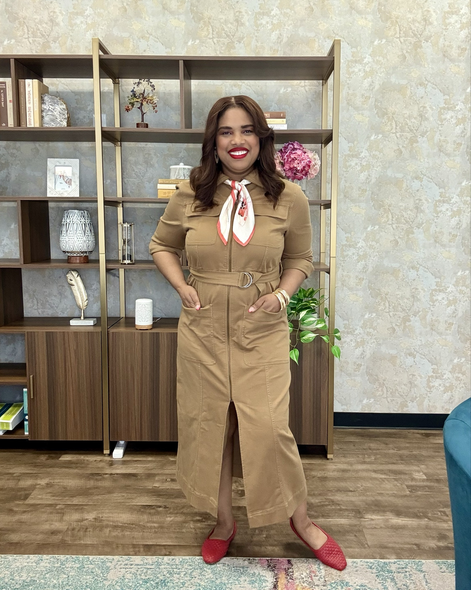 Look 1, 2 or 3? Which one will it be?
I’m so into scarves lately! Such an easy way to look pulled together!Instead of wearing a necklace, such it out for a silk scarf and instantly elevate your look.
And this dress from @Loft of an instant add to cart 🛒
I’m wearing a Large in the dress. I’m typically a 12/14. Fits TTS. Size down if in between sizes. It’s now marked down 40% off 🏃🏽‍♀️🏃🏽‍♀️

#LTKMidsize #LTKWorkwear #LTKStyleTip
