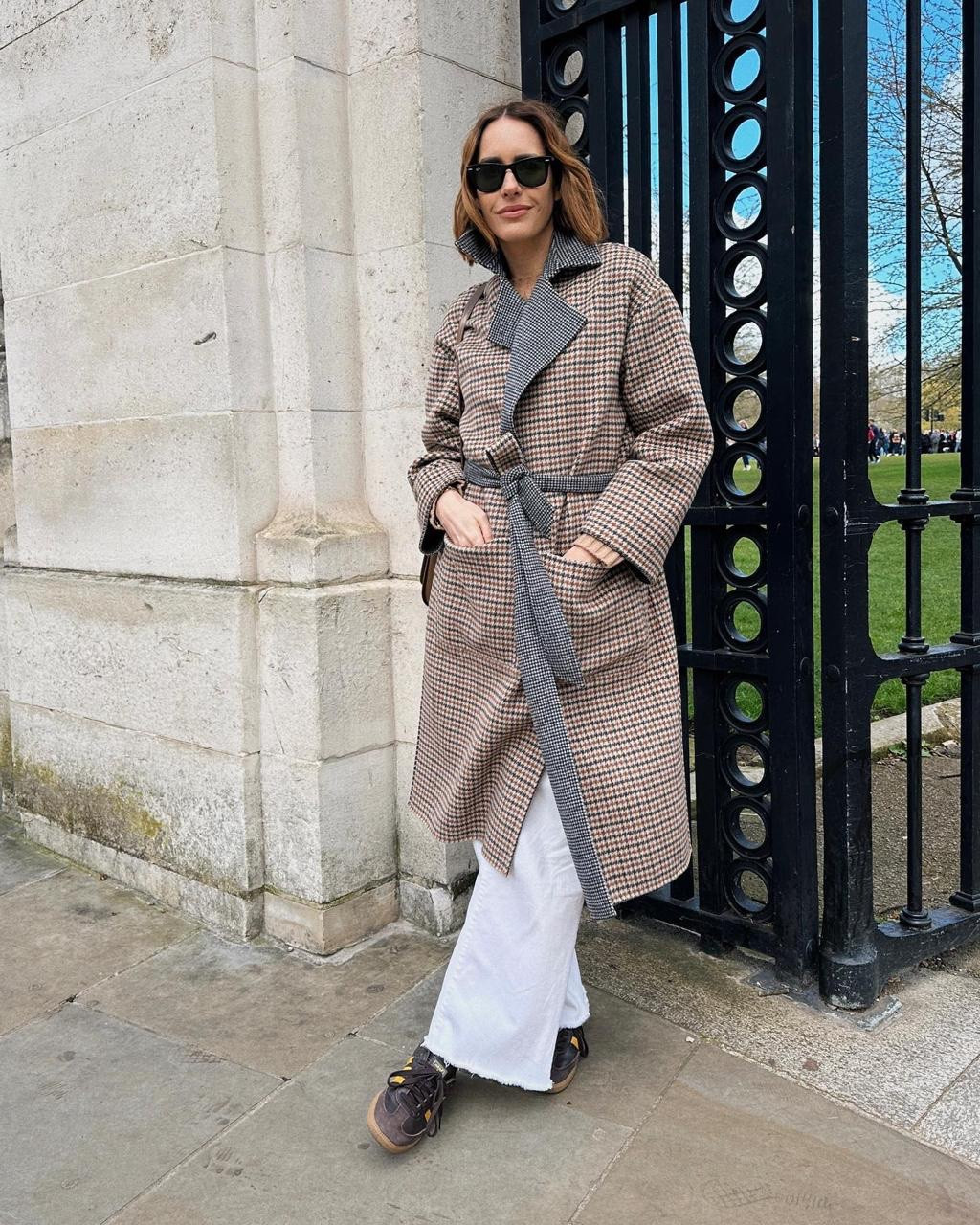 Morning coffee run fit ☕️

#LTKSeasonal #LTKstyletip