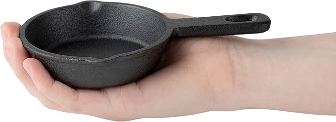 Modern Innovations Mini Cast Iron Skillet with Silicone Mitt (4 Count) - 3.5 Inch Mini Cast Iron ... | Amazon (US)