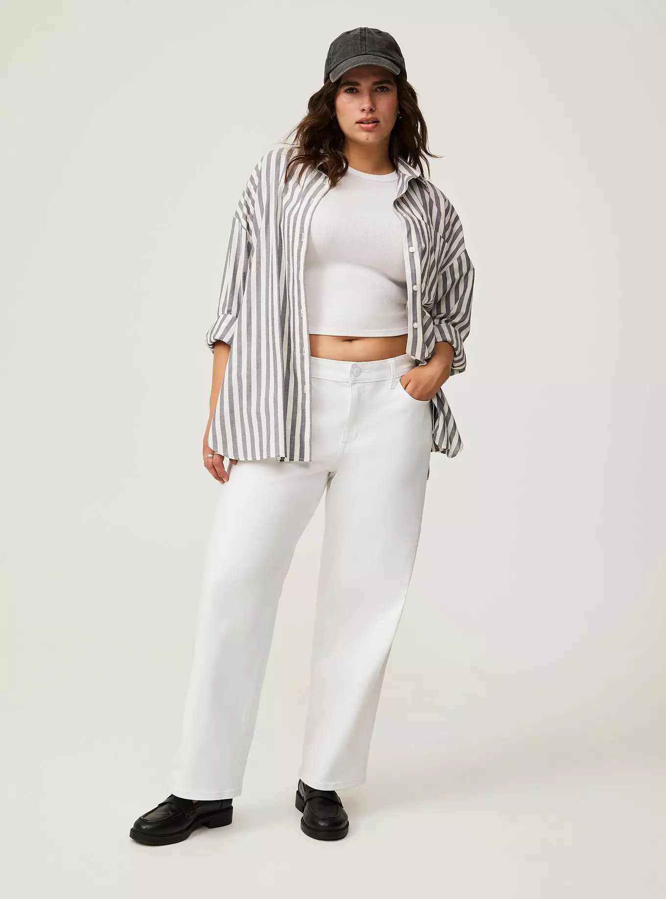 Perfect Wide-Leg Mid-Rise Jean | Torrid (US & Canada)