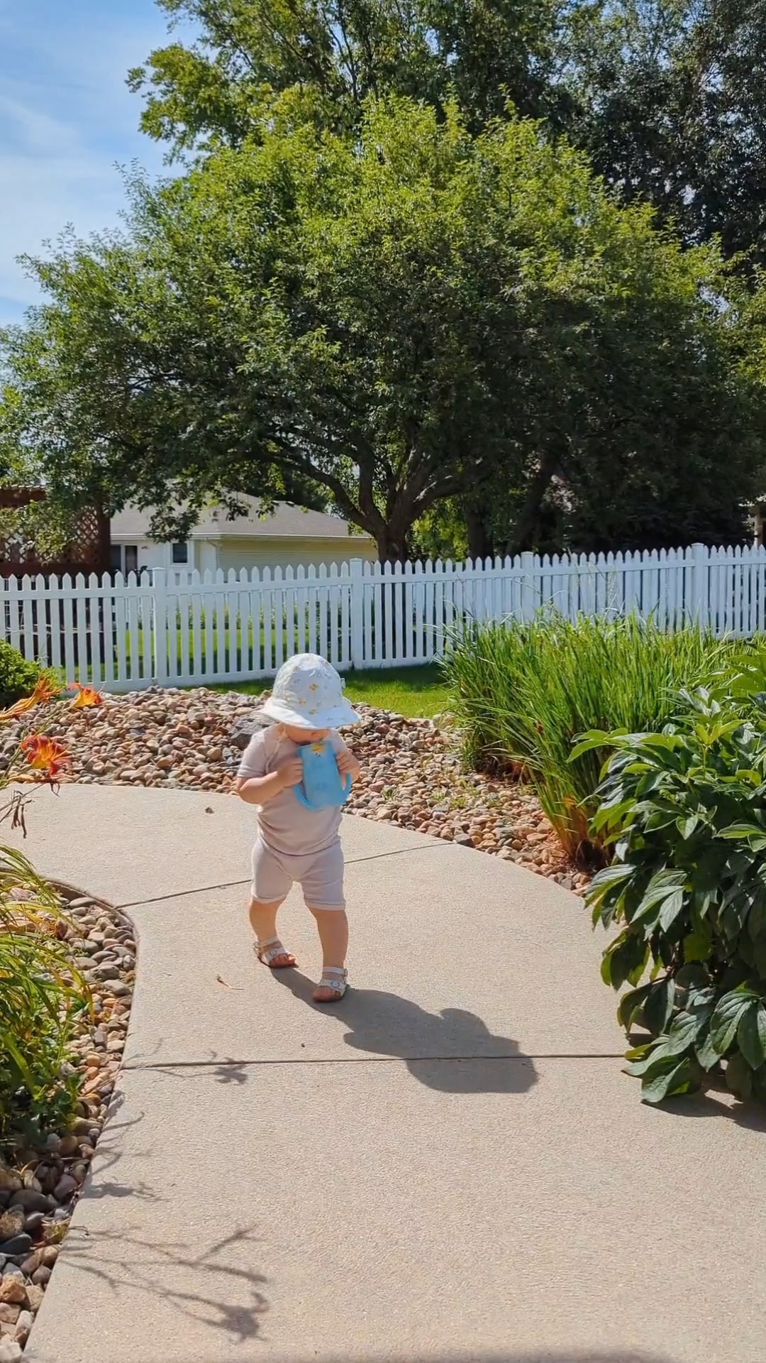 Toddler "no squeeze" pouch holder - the perfect mom hack must-have! I love how easy this makes it to let my daughter snack on a pouch while playing and running around. It helps to know there won't be any messes! #toddler #toddlerhack #momhack #pouchholder #toddlerpouches 

#LTKKids #LTKFamily