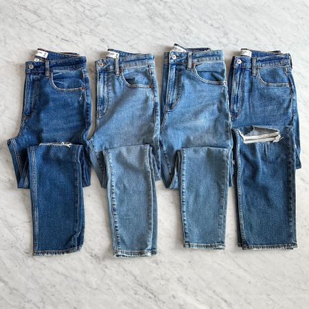 Abercrombie & Fitch Women’s Denim jeans. Runs true to size