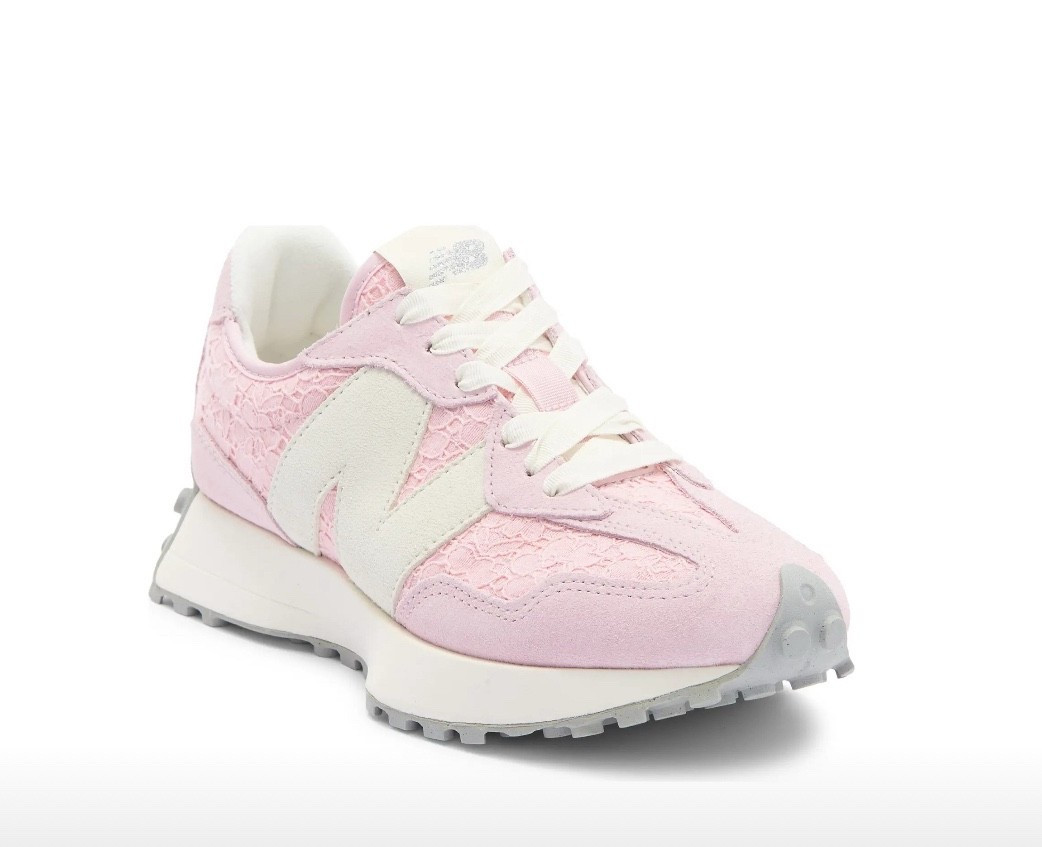 Colorful shoes from Nordstromm

#LTKActive #LTKHoliday #LTKGiftGuide