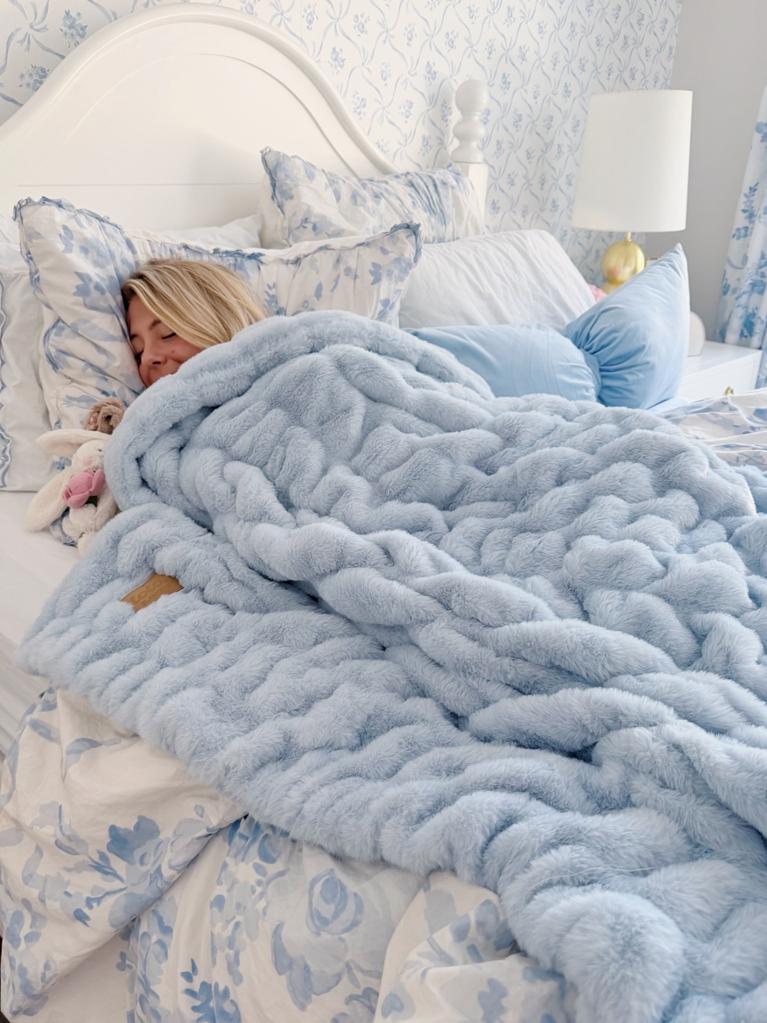 Code KEEKS35 for 35% off at Lola Blankets 🤍🤍