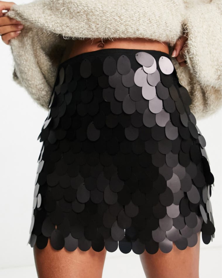 Disc sequin dress, sparkly skirt

#LTKunder100 #LTKHoliday #LTKtravel