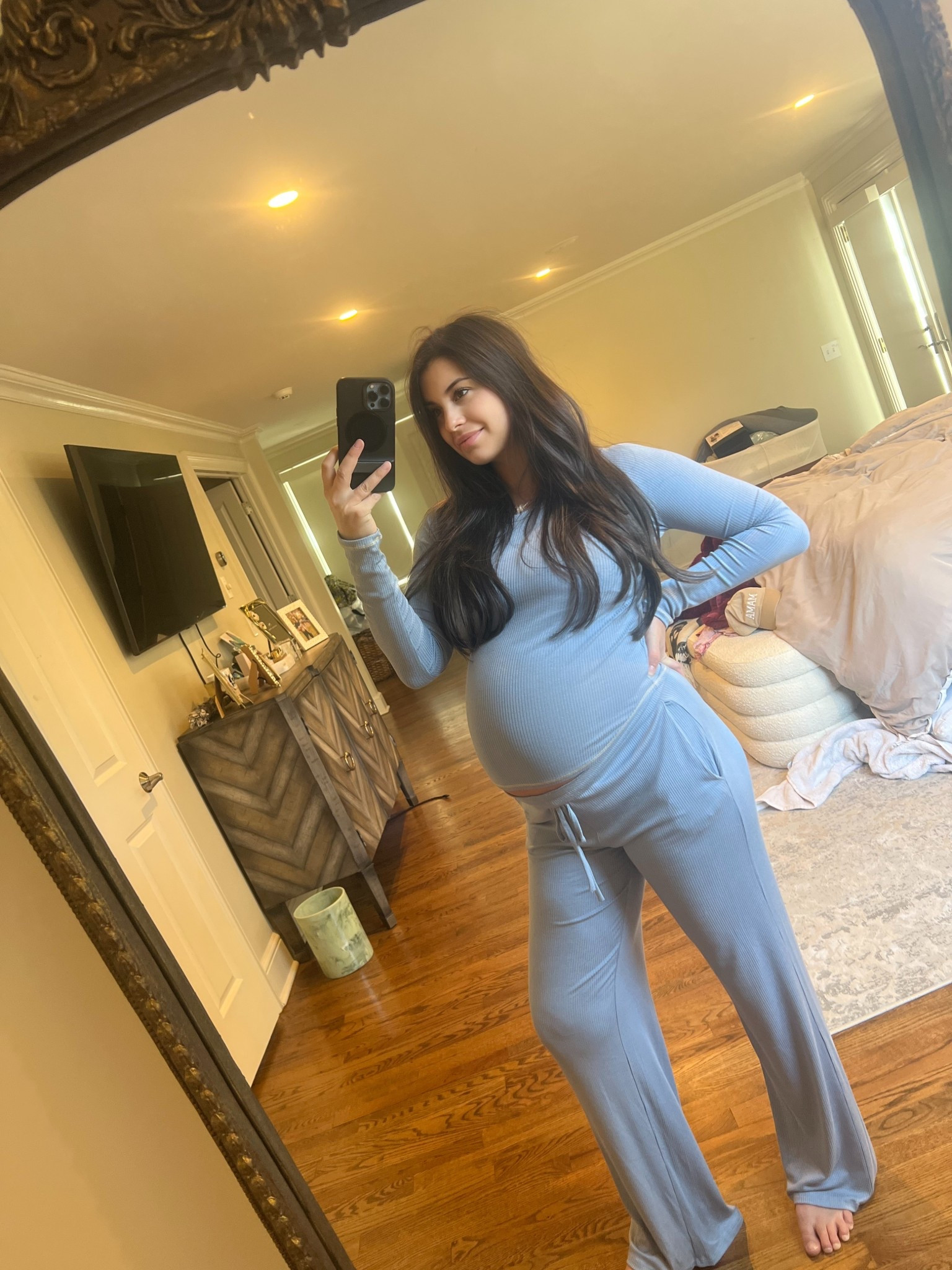Comfiest lounge set! 
9 months pregnant wearing a medium top and large bottom 

#LTKFindsUnder100 #LTKBump