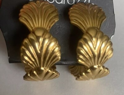 Vintage Avon Shells Around A Hoop Earings Gold Tone | eBay US