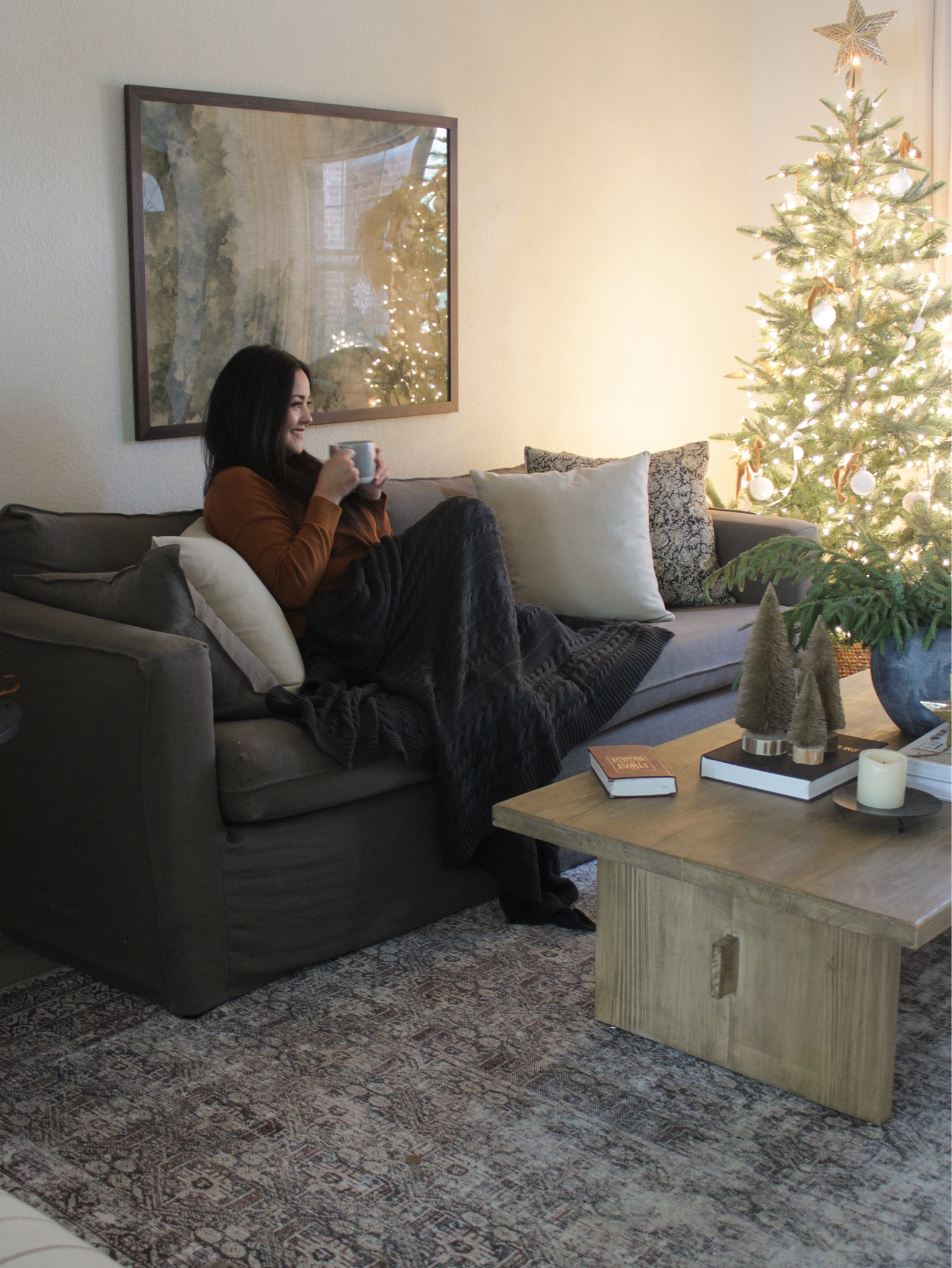 Delara home throw and pillows 🤍