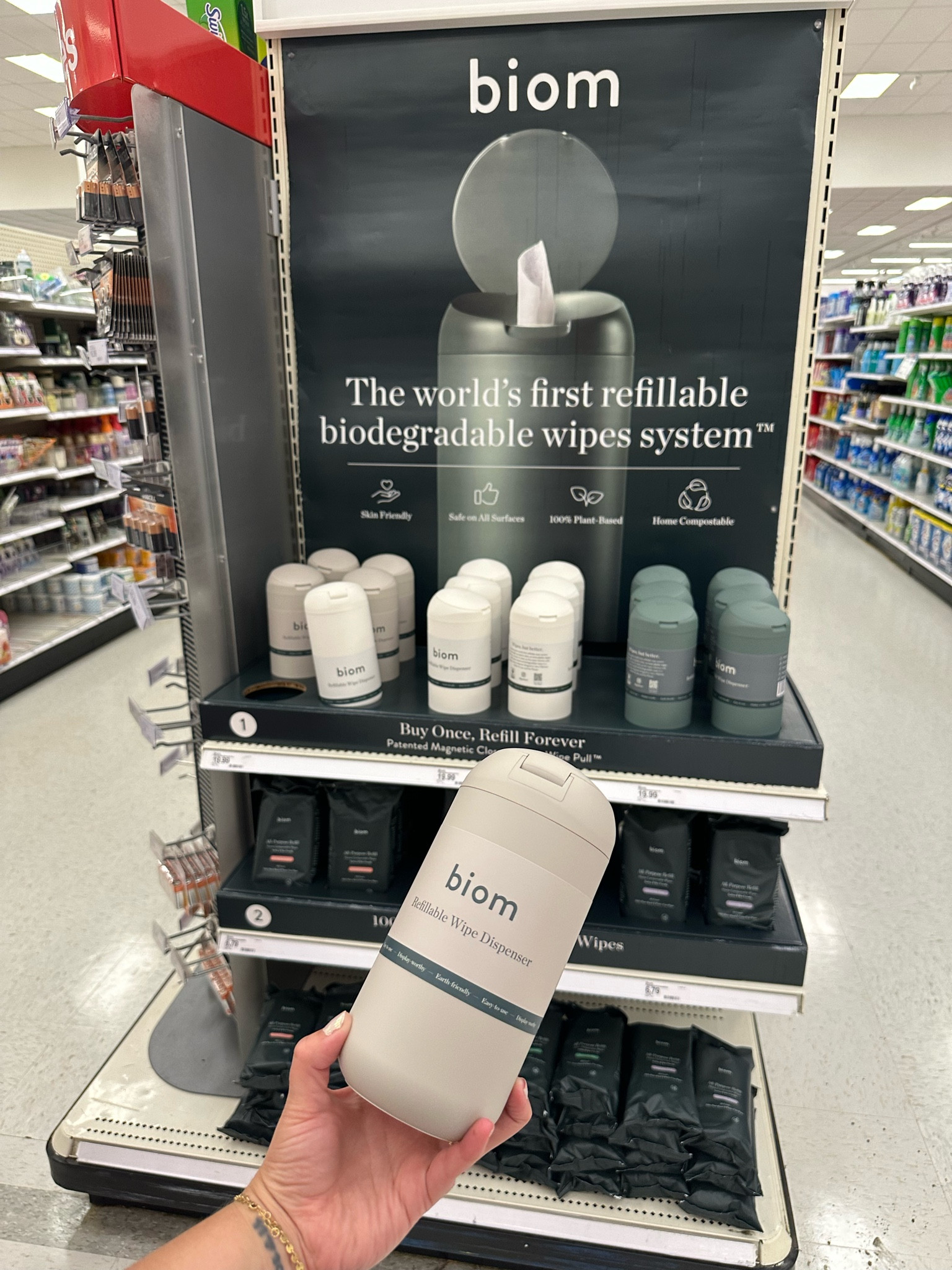 Stumbled upon the chicest cleaning wipes at target 😍

Think I need this beige container ✨



#LTKfamily #LTKhome #LTKfindsunder50