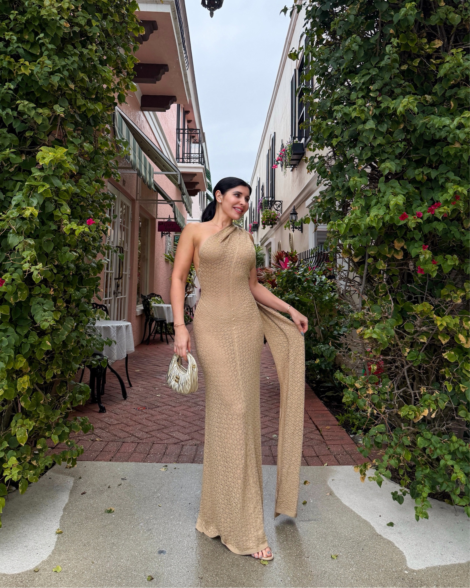 Beige Helsa knit maxi backless vacation dress 

#LTKWedding #LTKootd #LTKValentine