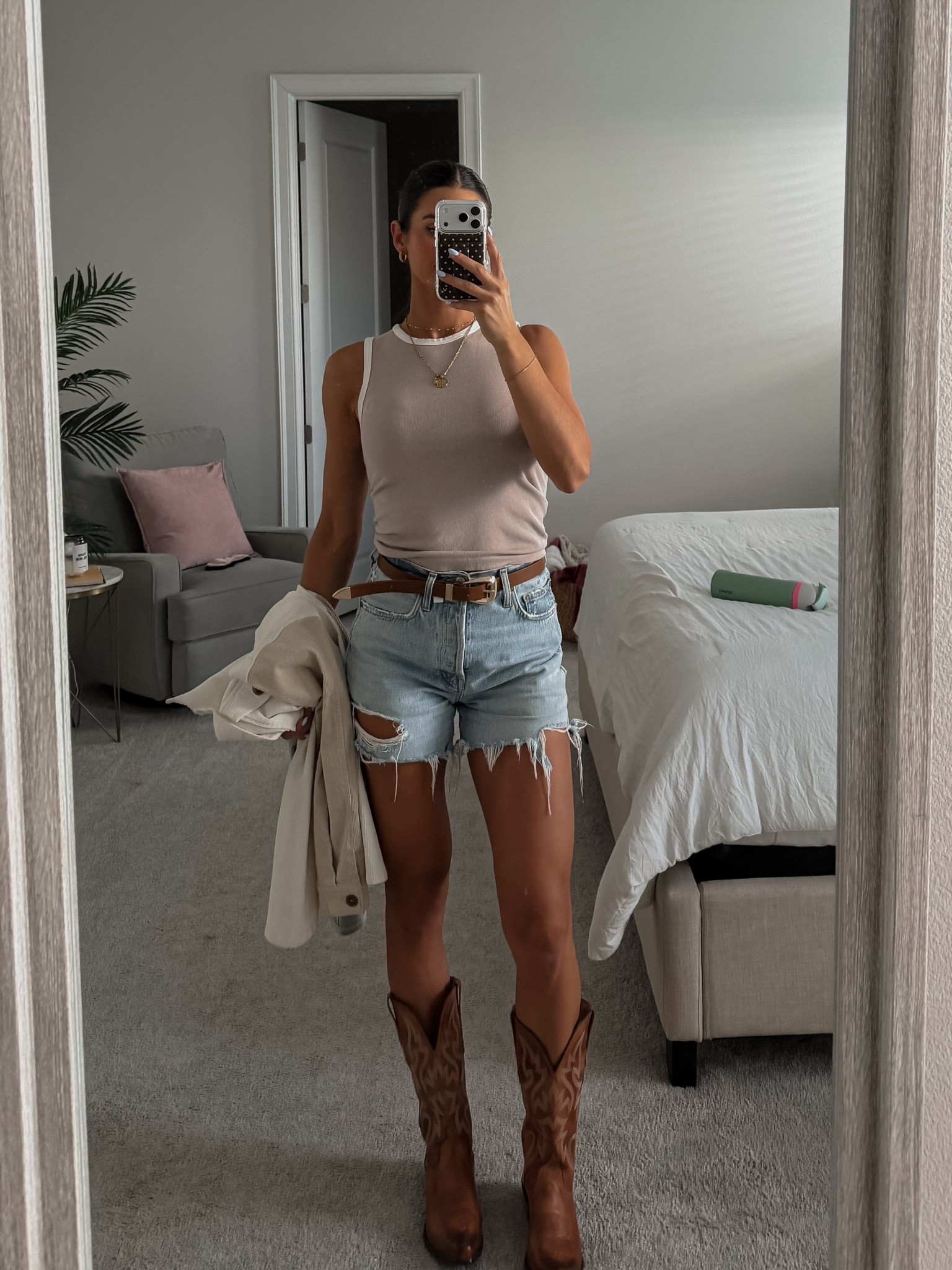 Pumpkin patch season 🤎

Cowgirl boots fall transition brown boots 

#LTKFindsUnder100 #LTKFindsUnder50 #LTKSeasonal