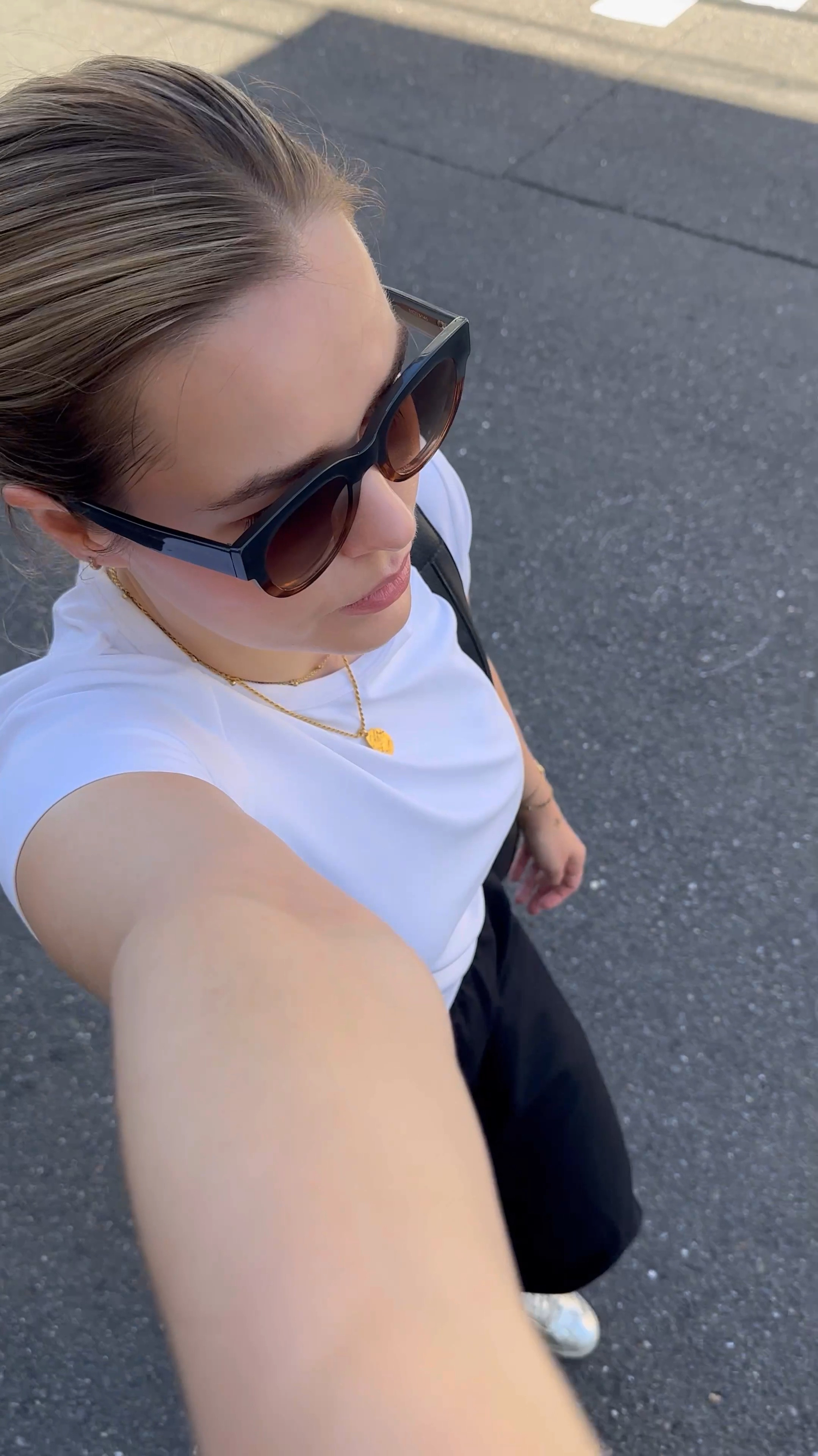 Links to my outfits 🤍🖤