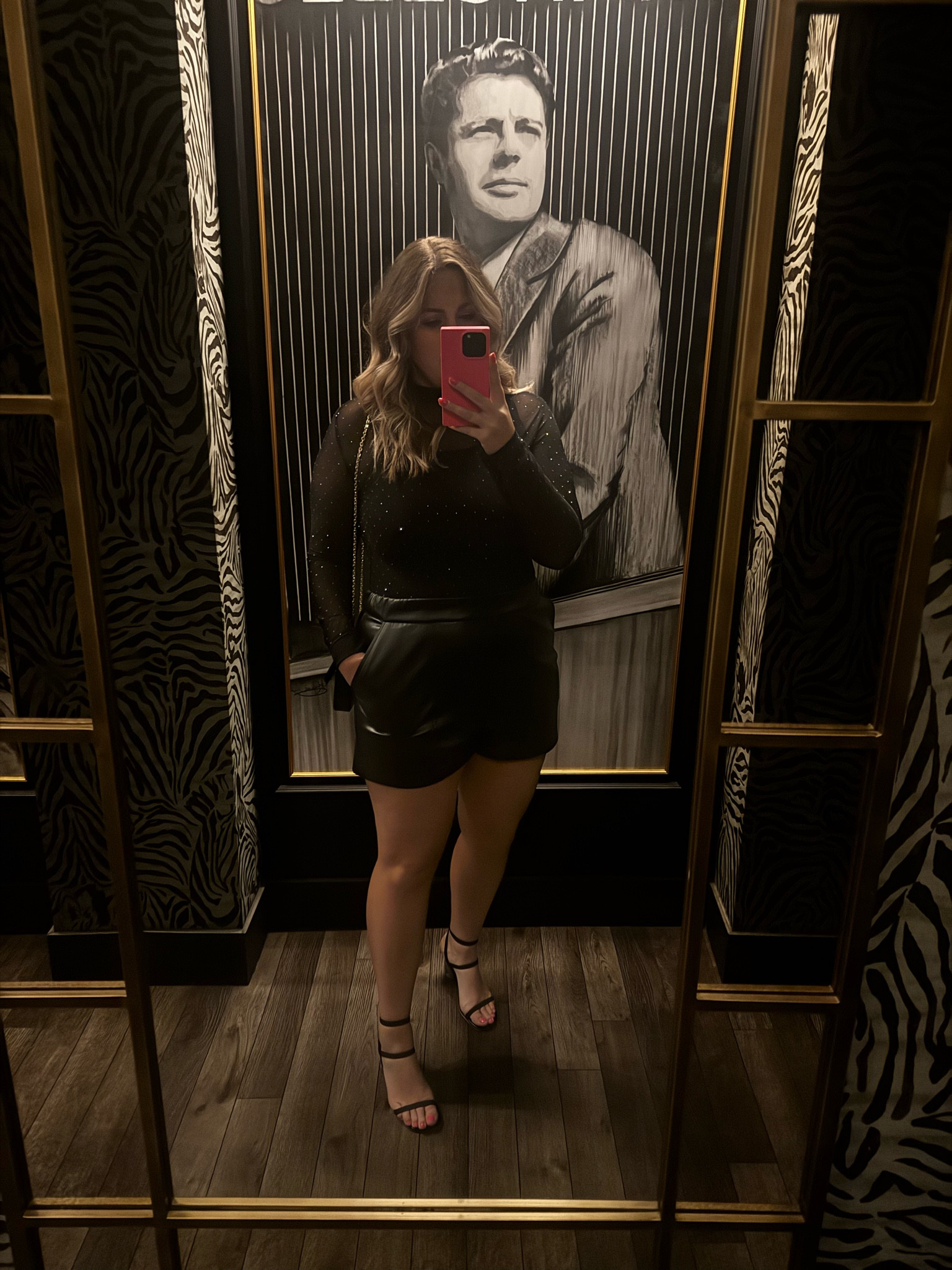 This top has been a hot commodity 😍🖤

#LTKMidsize #LTKStyleTip #LTKFindsUnder50