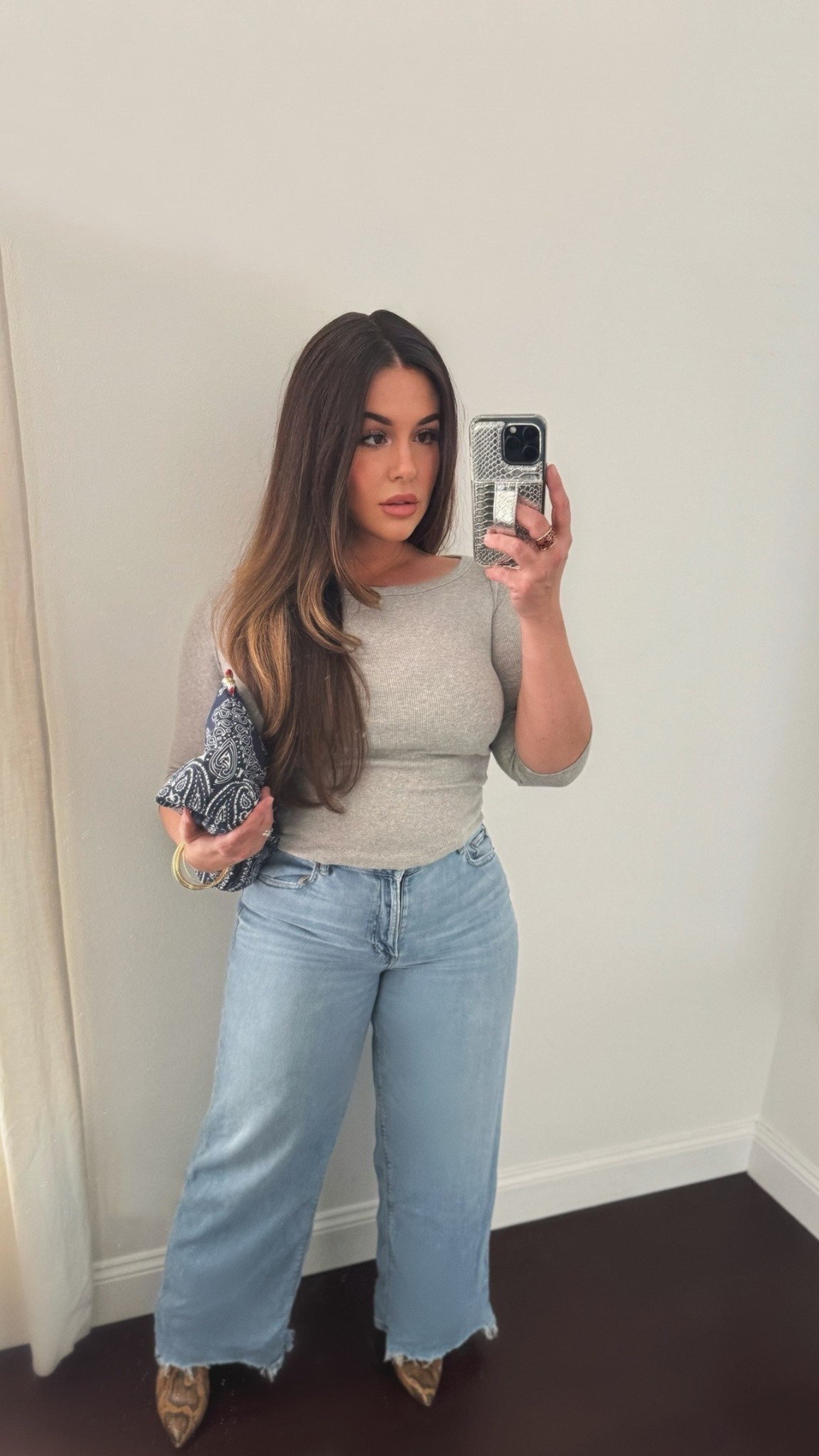 Basics I’ve been loving 🥰 

#LTKOver40 #LTKStyleTip #LTKMidsize