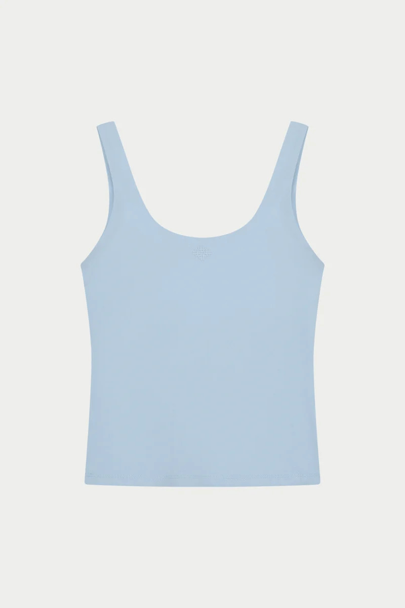 SCULPTING STRETCH SCOOP NECK SPORTS TOP - POWDER BLUE | The Couture Club