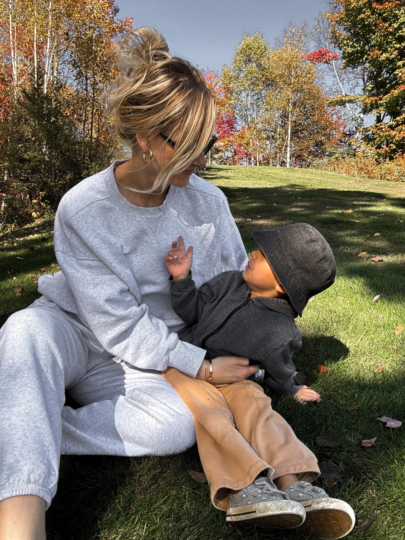 Best sweat set / jogger set
Throw on and go joggers, sweatshirt, grey joggers


#LTKmomlife #LTKootd #LTKTall
