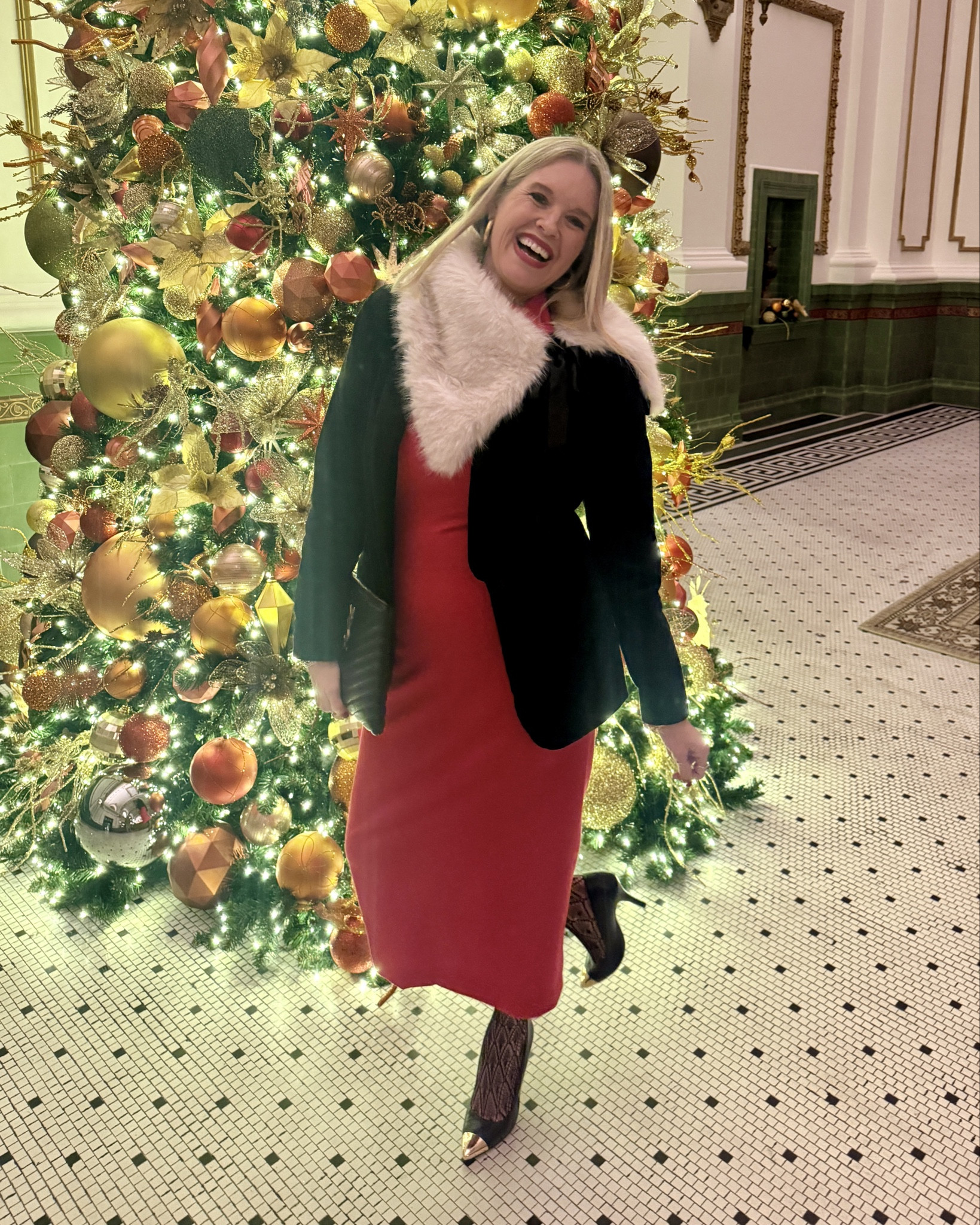 What I wore to a Business 
Holiday Party🎄❤️🎁🍾

Spanx red mid length dress and cowl neck tank style ❤️ fits tts in a med
Save 15% with code: DEARDARCYXSPANX 

Velvet Blazer by NYDJ fits tts wearing a small 

A fur shrug with satin ribbon 
On sale 

Design black hose (a verity pack of 5) so affordable 

Black cap toe heels (old by Sam Edelman) linked similar tts

Ysl clutch 

Bold gold hoop earrings by Julie Voss and two bracelets 




#LTKHoliday #LTKSaleAlert #LTKootd