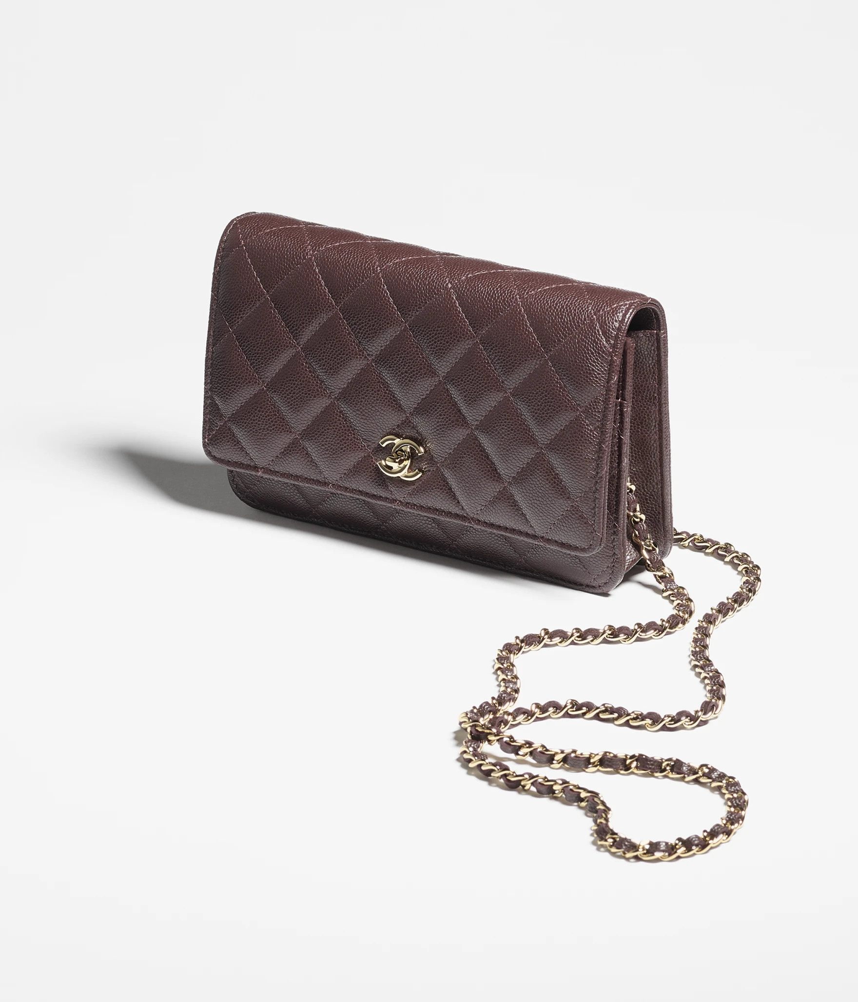 Classic wallet on chain - Grained shiny calfskin & gold-tone metal, dark brown — Fashion | CHAN... | Chanel, Inc. (US)