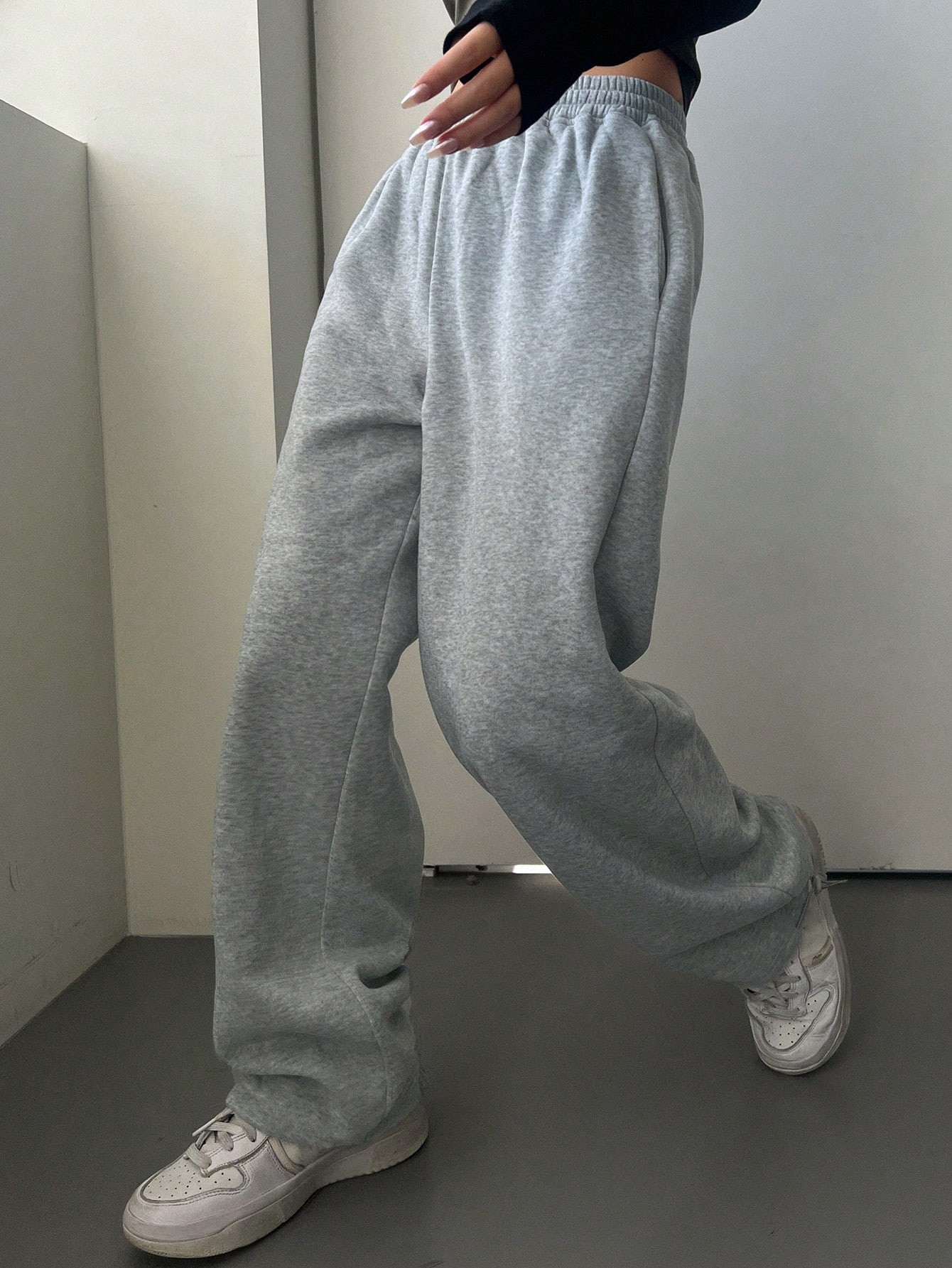 Reviews
       View All  
        4.69
           
      Did the item fit well?
     14%  Small83... | SHEIN