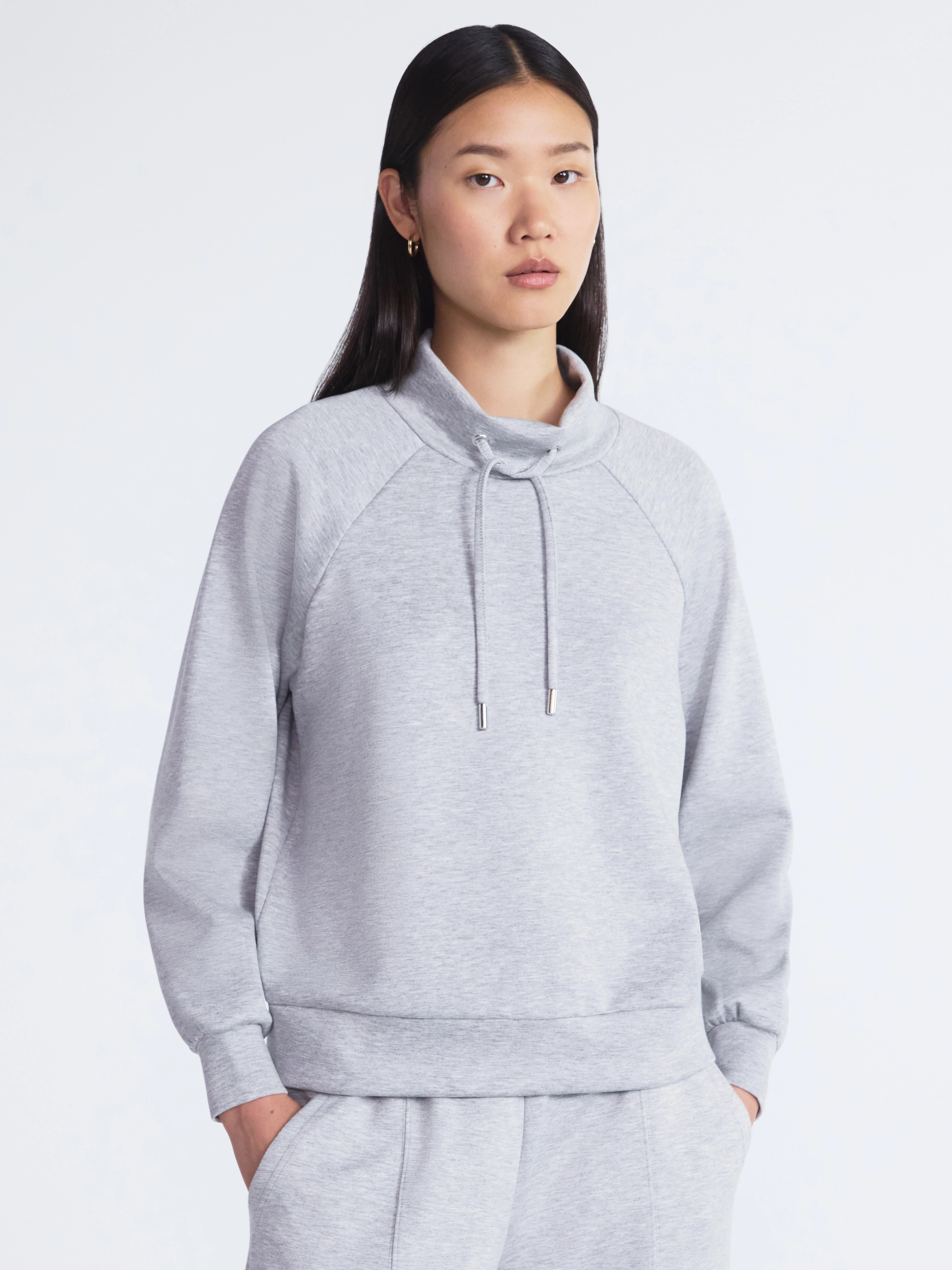 Scoop Women's and Women's Plus Scubaknit Funnel Neck Sweatshirt, Sizes XS-4X | Walmart (US)