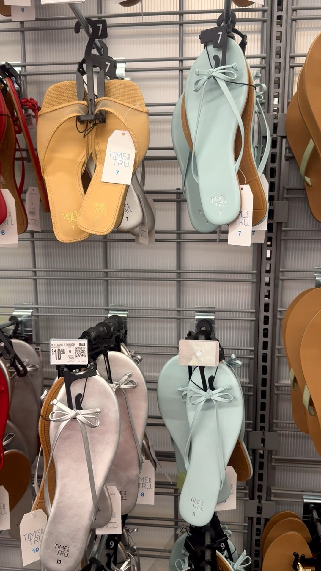 Really cute shoes!

#LTKSaleAlert