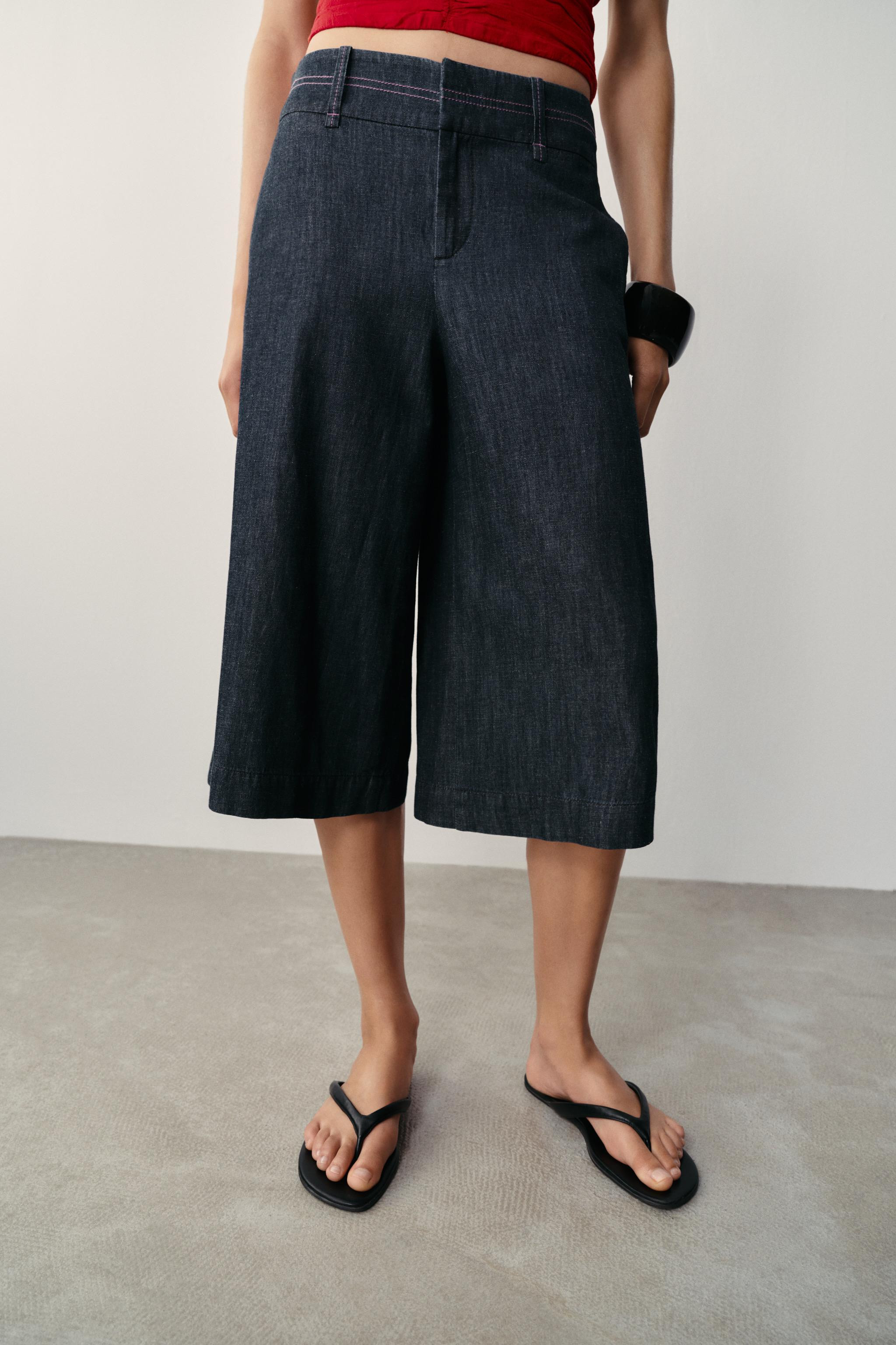 Model height: 179 cmHigh-waisted Bermuda shorts with front pockets and back false welt pockets. C... | Zara Canada