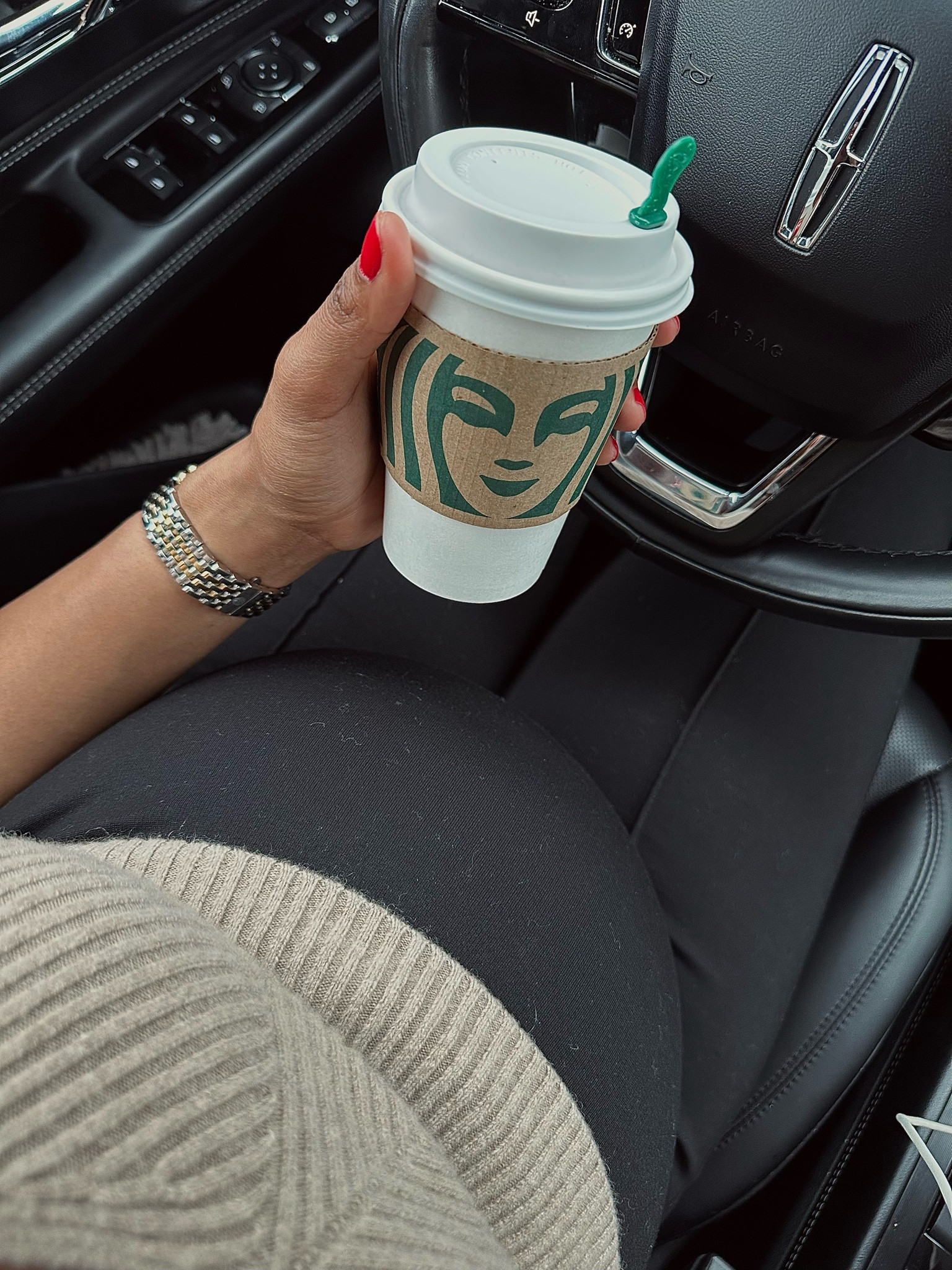 Starbucks and Baby Bump ✨

#LTKworkwear #LTKstyletip #LTKbaby