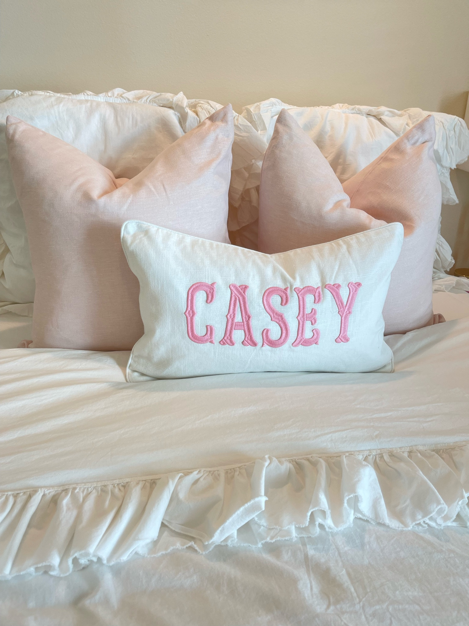 Pottery barn//name pillow//monogrammed pillow 

#LTKfindsunder100 #LTKhome