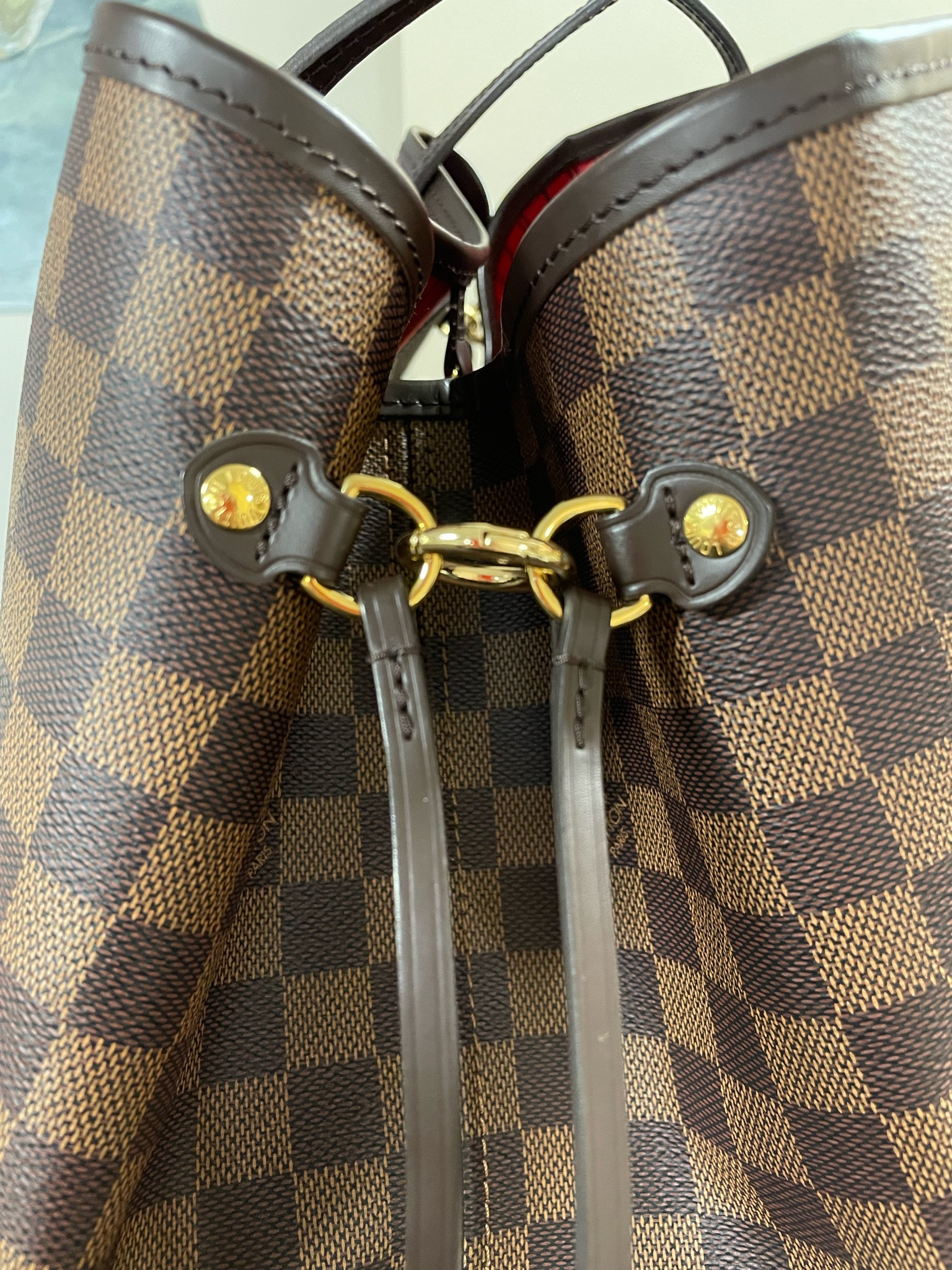 These clasps are perfect to keep you Neverfull from uncinching.

#LTKItBag #LTKFindsUnder50 #LTKStyleTip