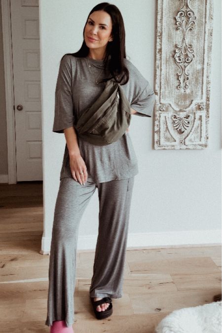 The most comfy Amazon lounge set you will ever own! Highly recommend 
Wearing medium
Color: dark gray 
#amazon #amazonfashion
Lounge set 

#LTKstyletip #LTKsalealert #LTKSeasonal